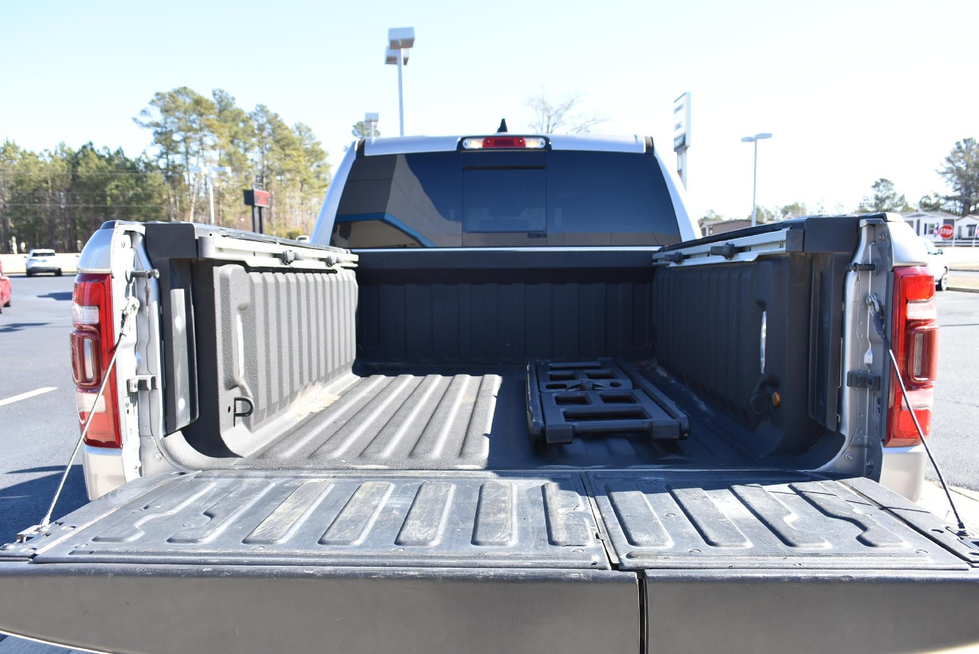 2021 RAM 1500 Longhorn 4x4 Crew Cab 5'7" Box