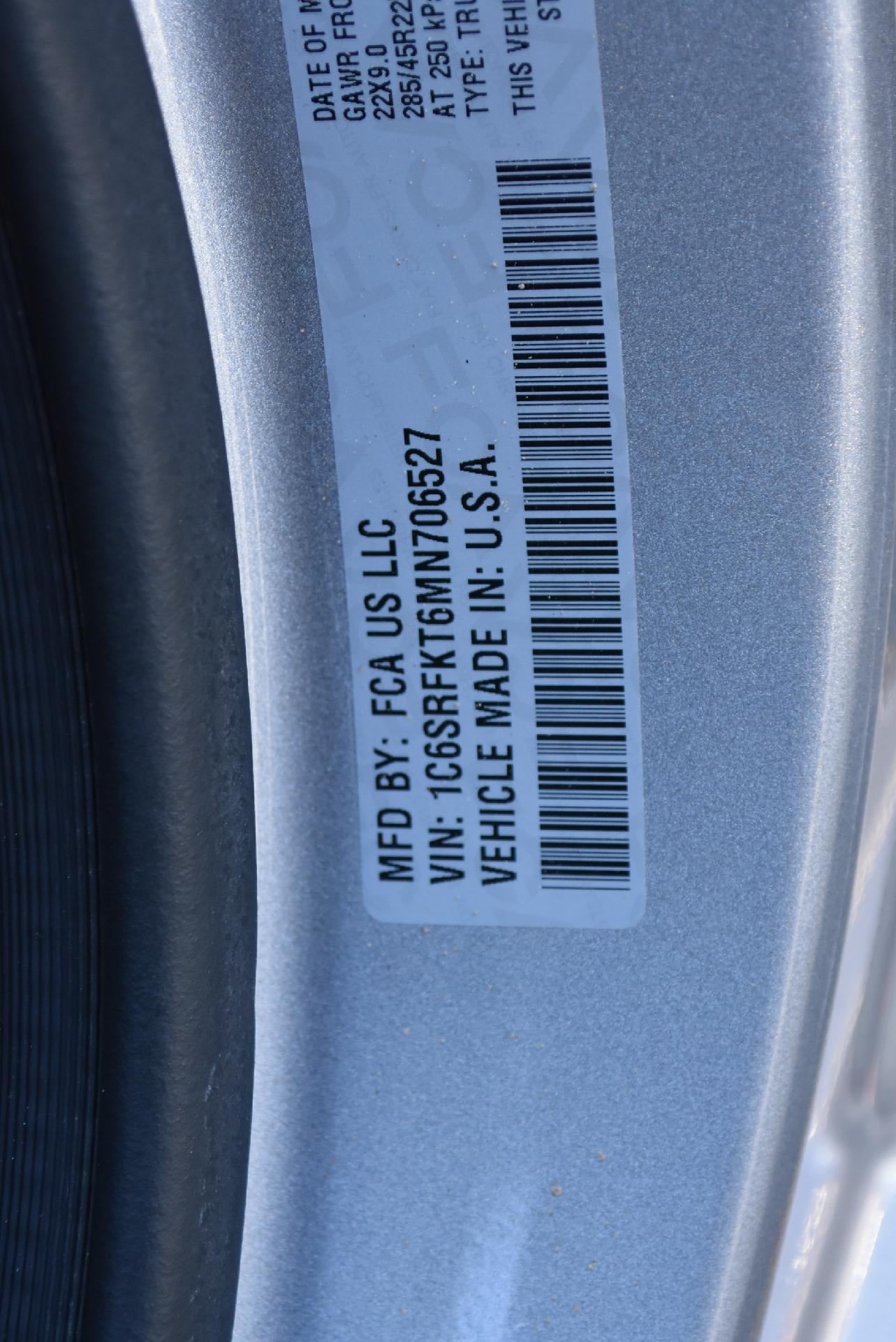 2021 RAM 1500 Longhorn 4x4 Crew Cab 5'7" Box