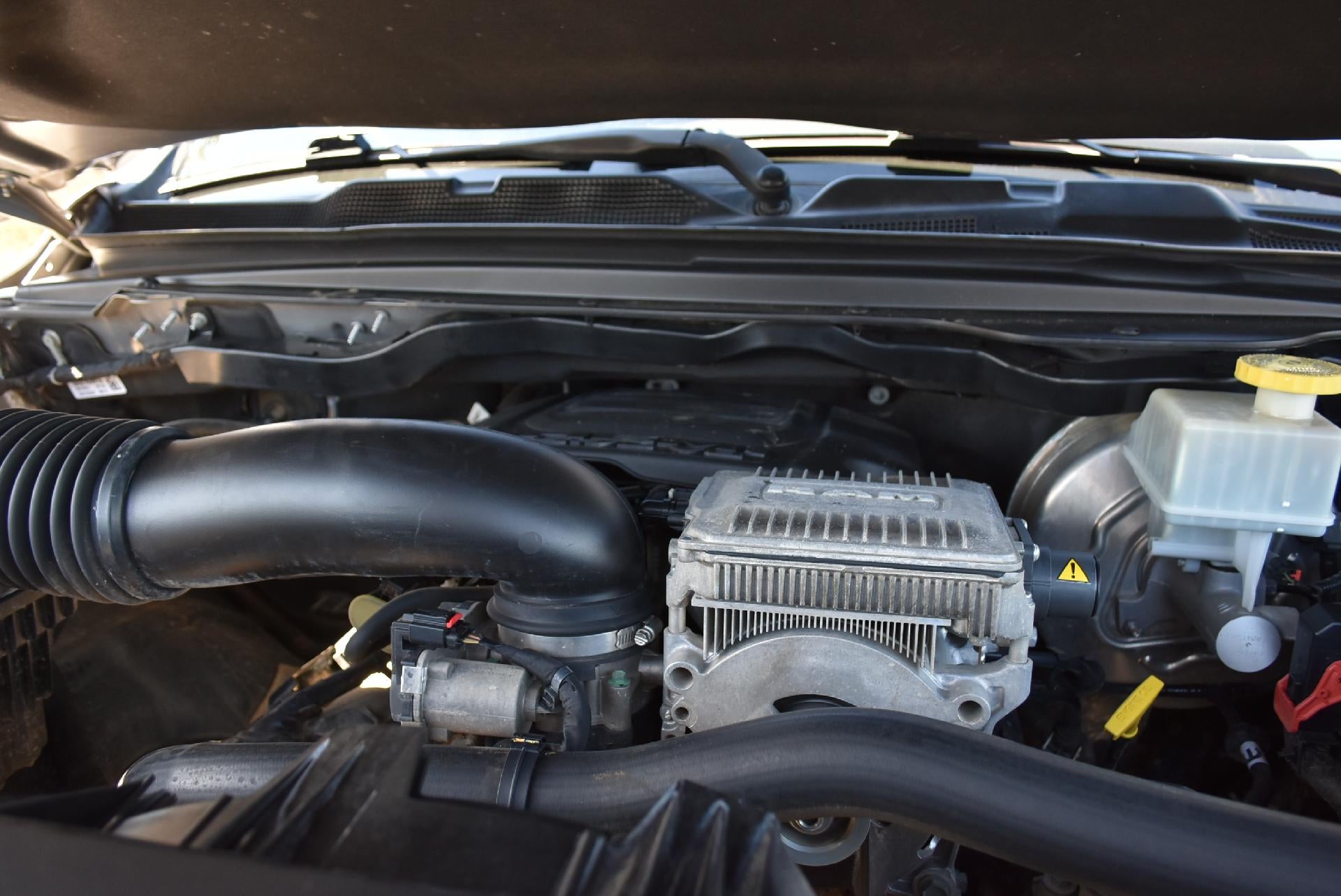 2021 RAM 1500 Longhorn 4x4 Crew Cab 5'7" Box