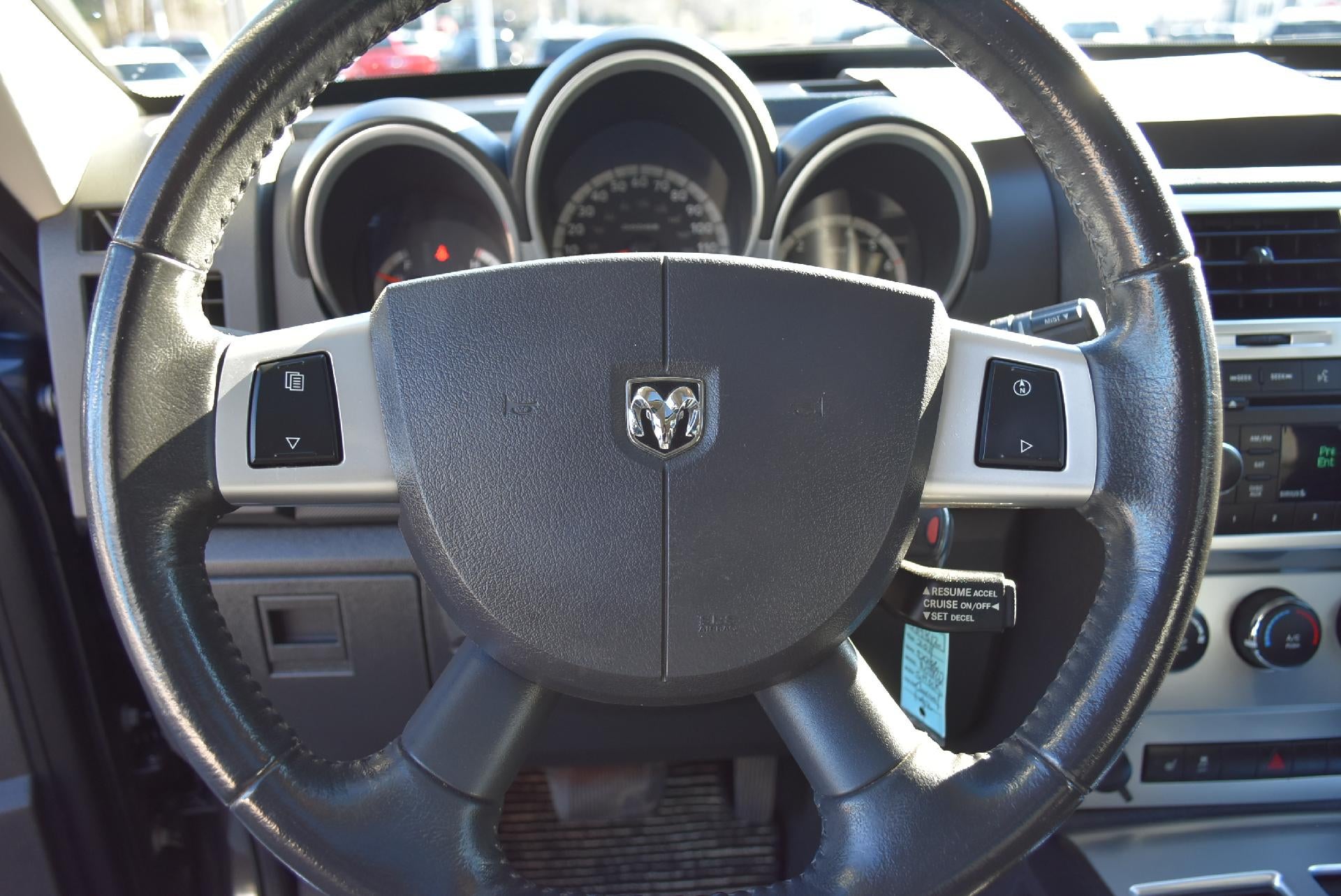 2011 Dodge Nitro 2WD 4dr Shock *Ltd Avail*