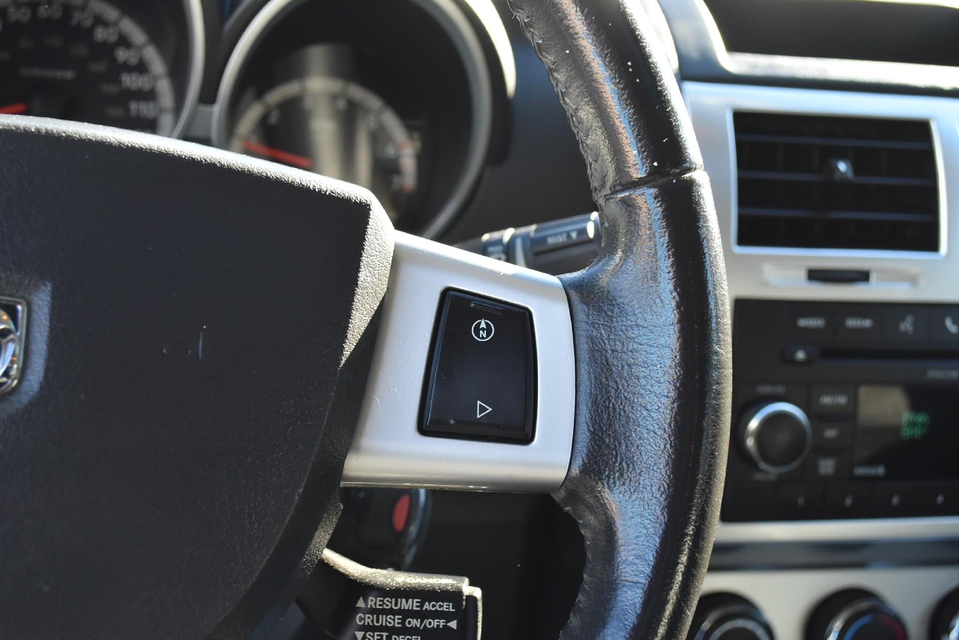 2011 Dodge Nitro 2WD 4dr Shock *Ltd Avail*