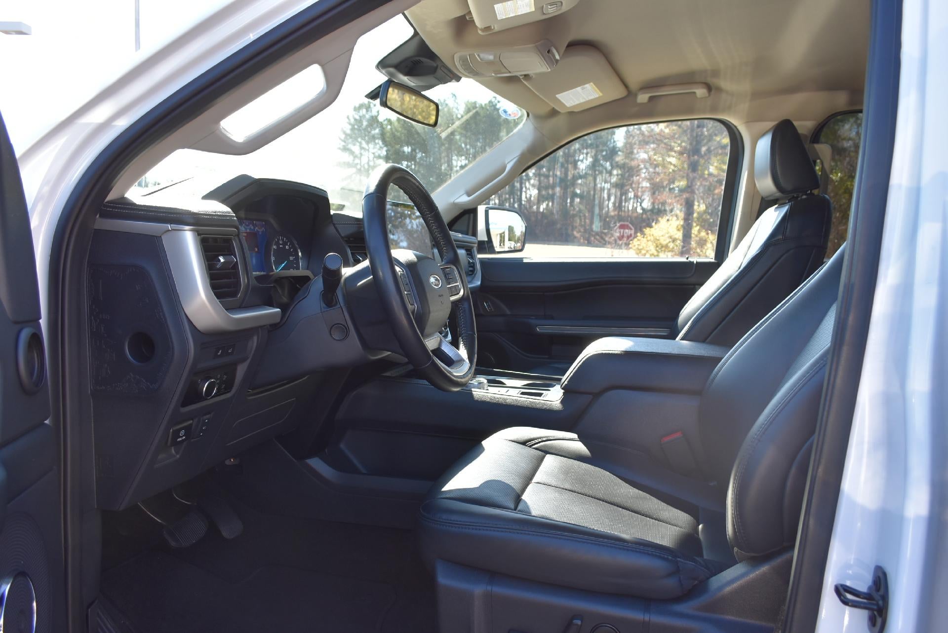 2024 Ford Expedition XLT 4x2