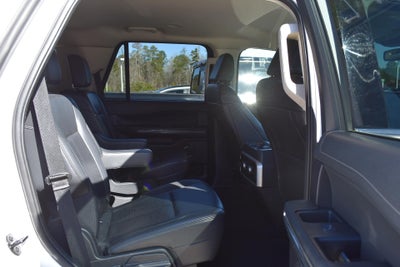 2024 Ford Expedition XLT 4x2