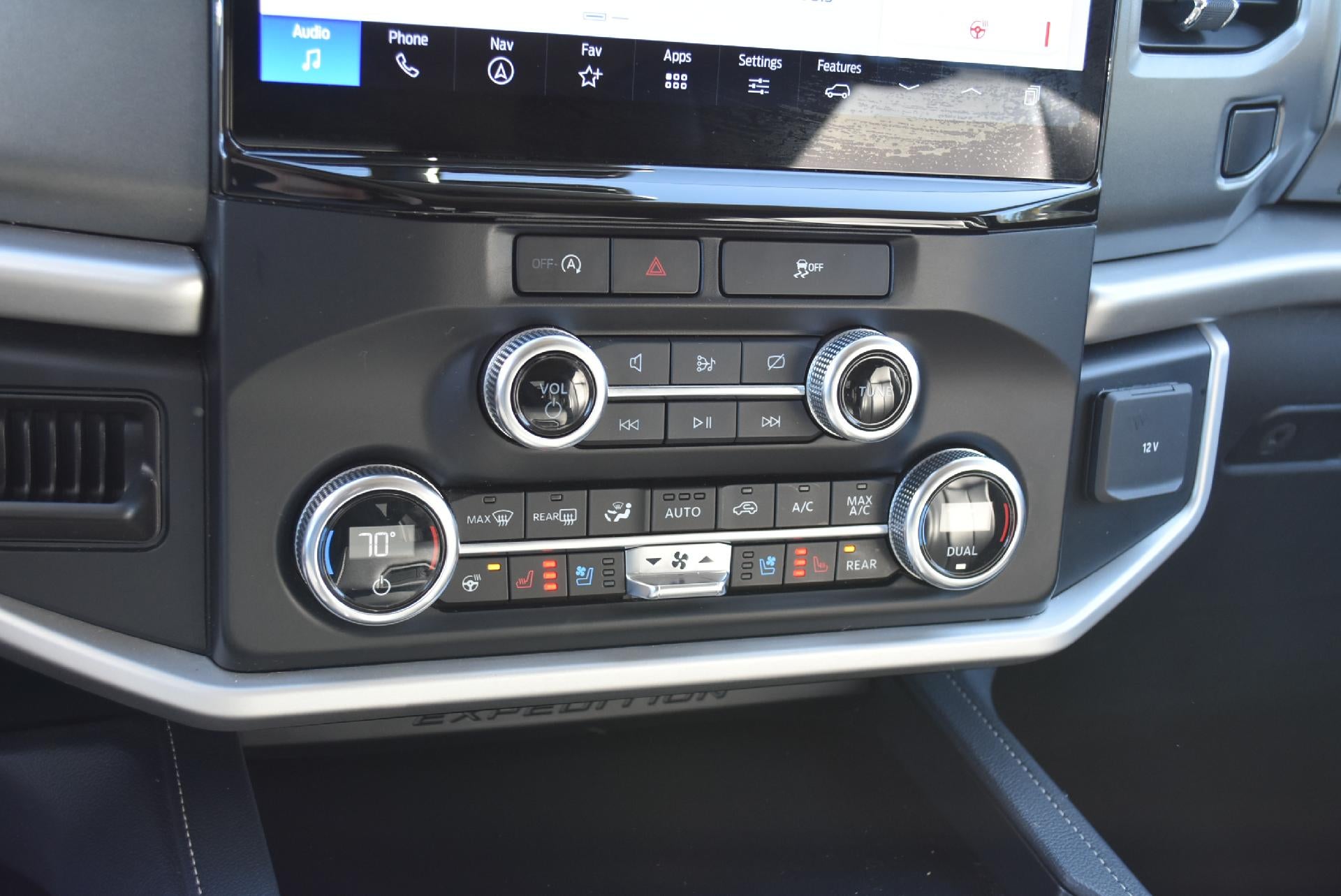 2024 Ford Expedition XLT 4x2