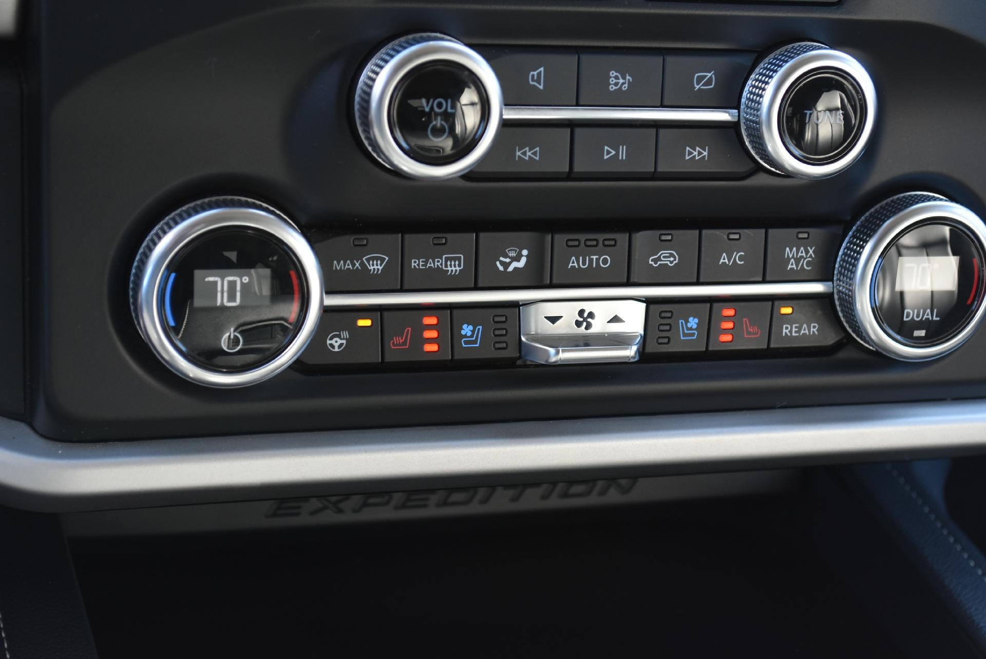 2024 Ford Expedition XLT 4x2