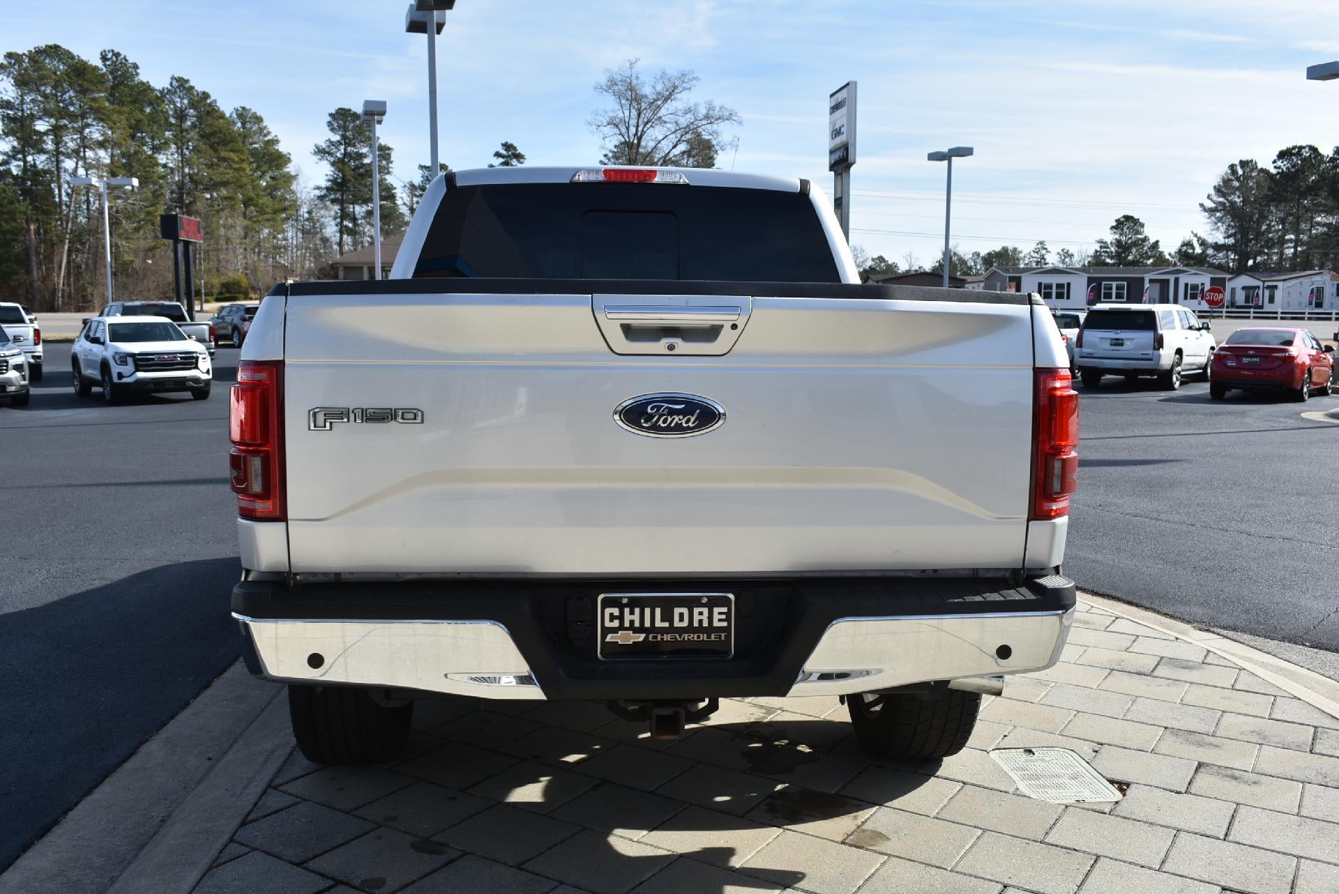 2015 Ford F-150 4WD SuperCrew 5-1/2 Ft Box Lariat