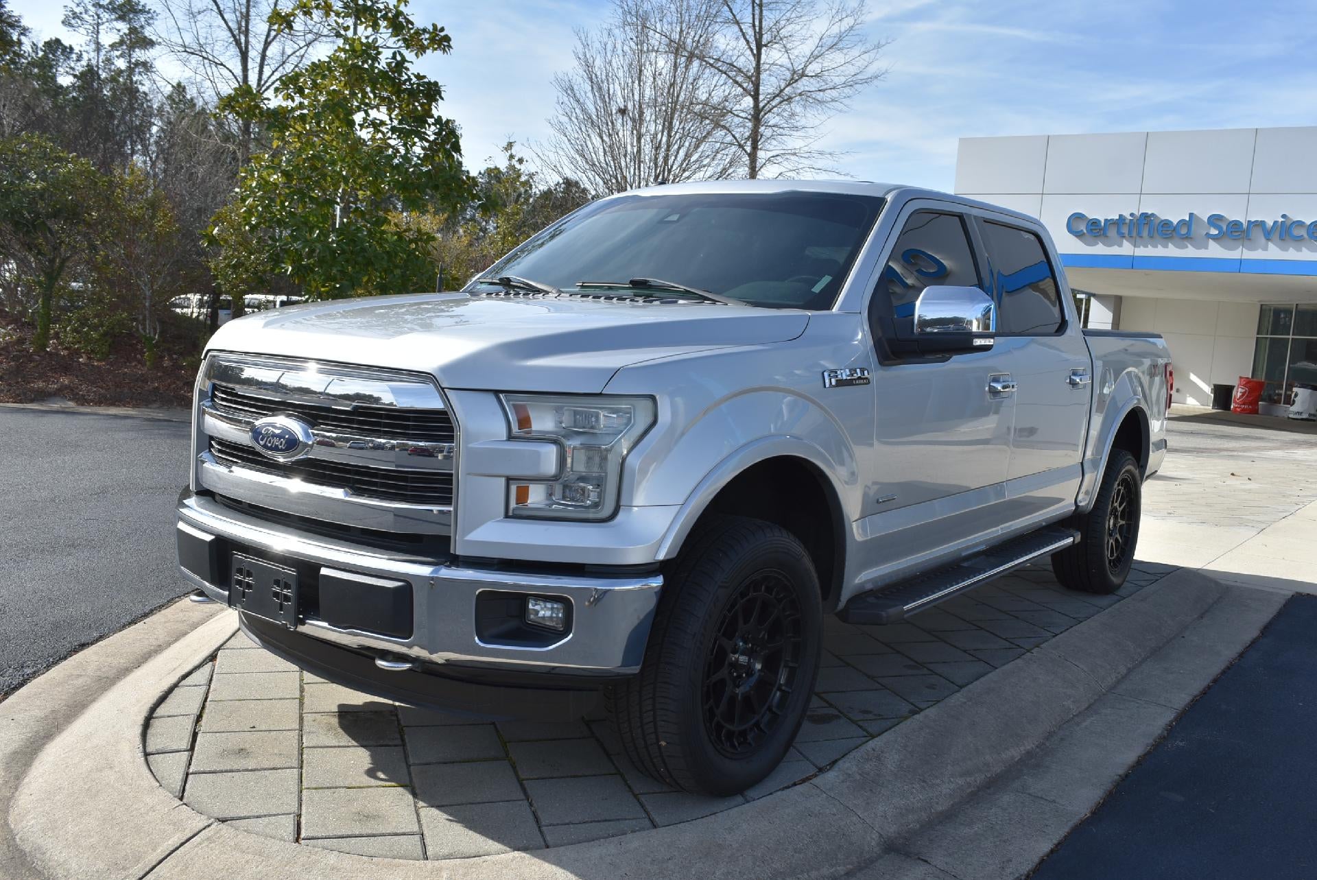 2015 Ford F-150 4WD SuperCrew 5-1/2 Ft Box Lariat