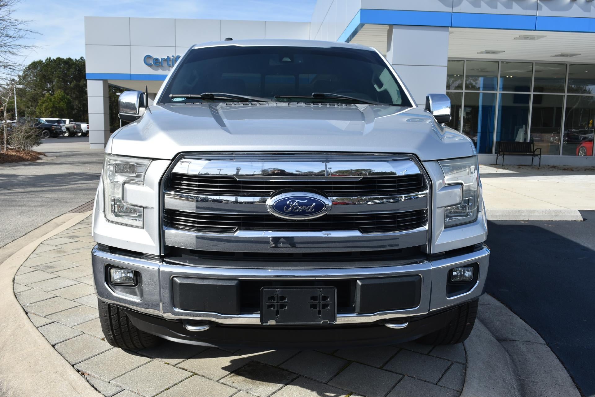 2015 Ford F-150 4WD SuperCrew 5-1/2 Ft Box Lariat