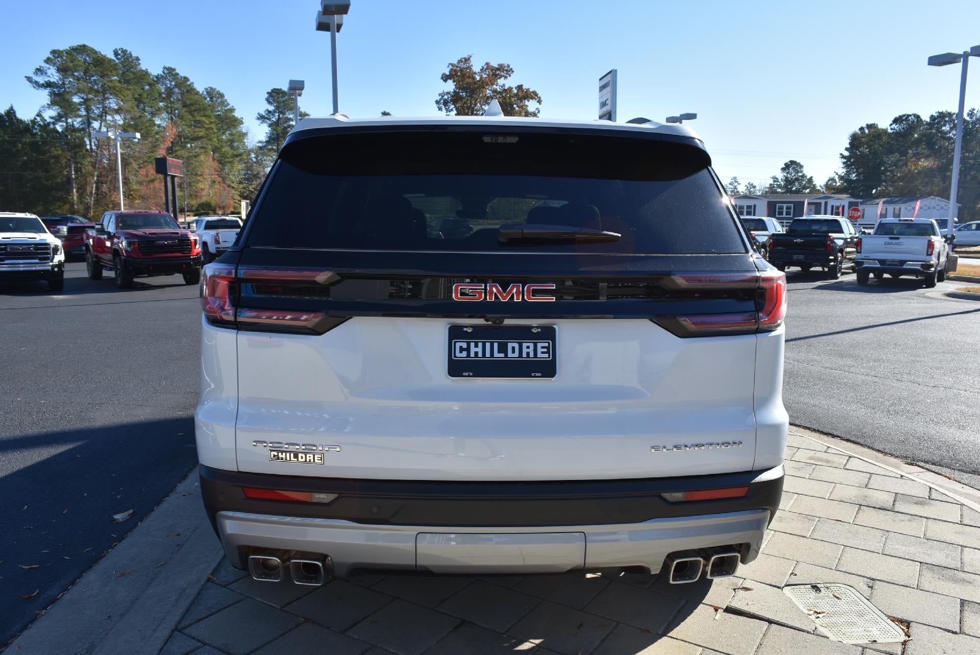 2026 GMC Acadia Elevation