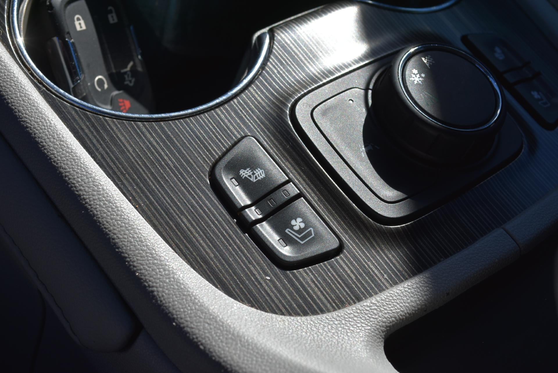 2022 GMC Acadia FWD SLT