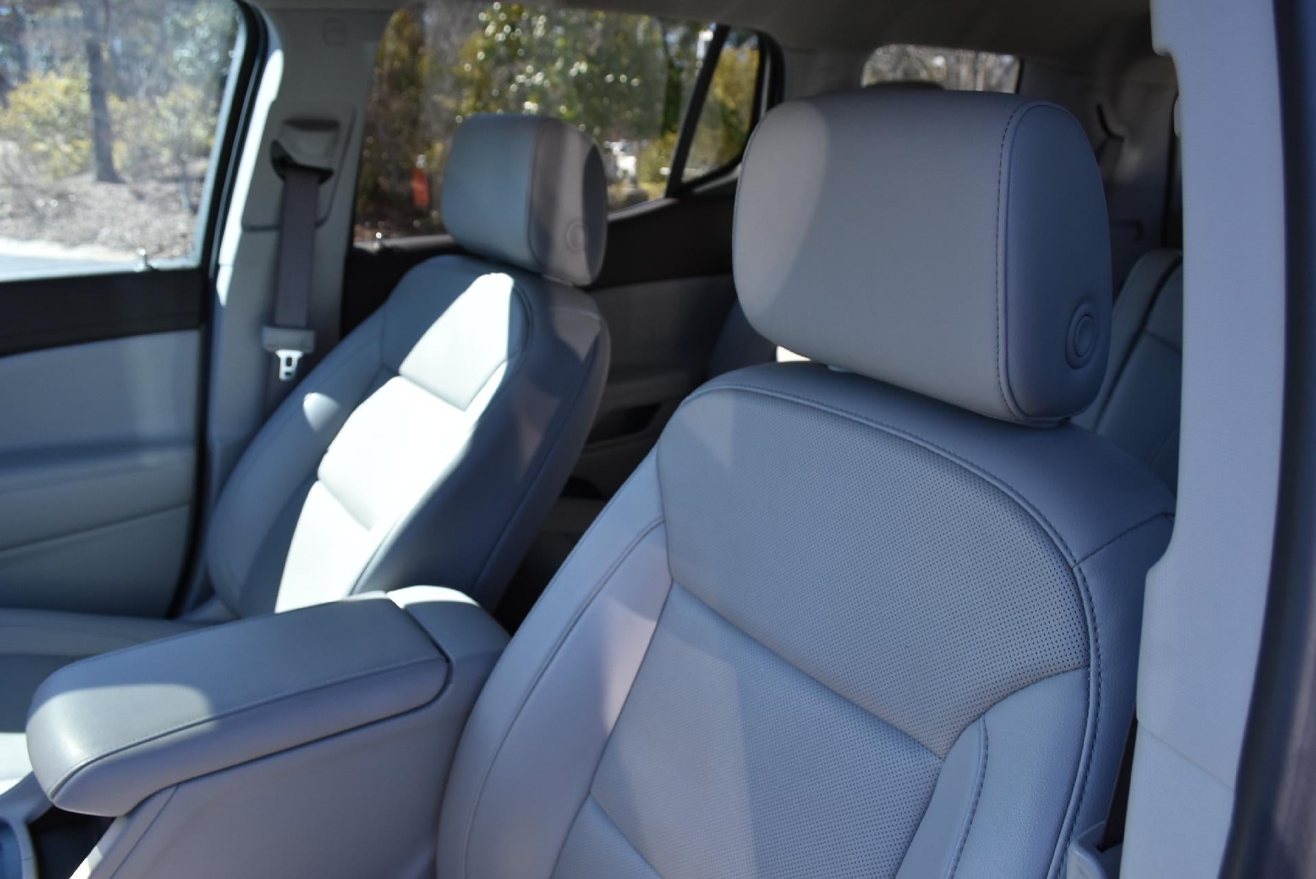 2022 GMC Acadia FWD SLT