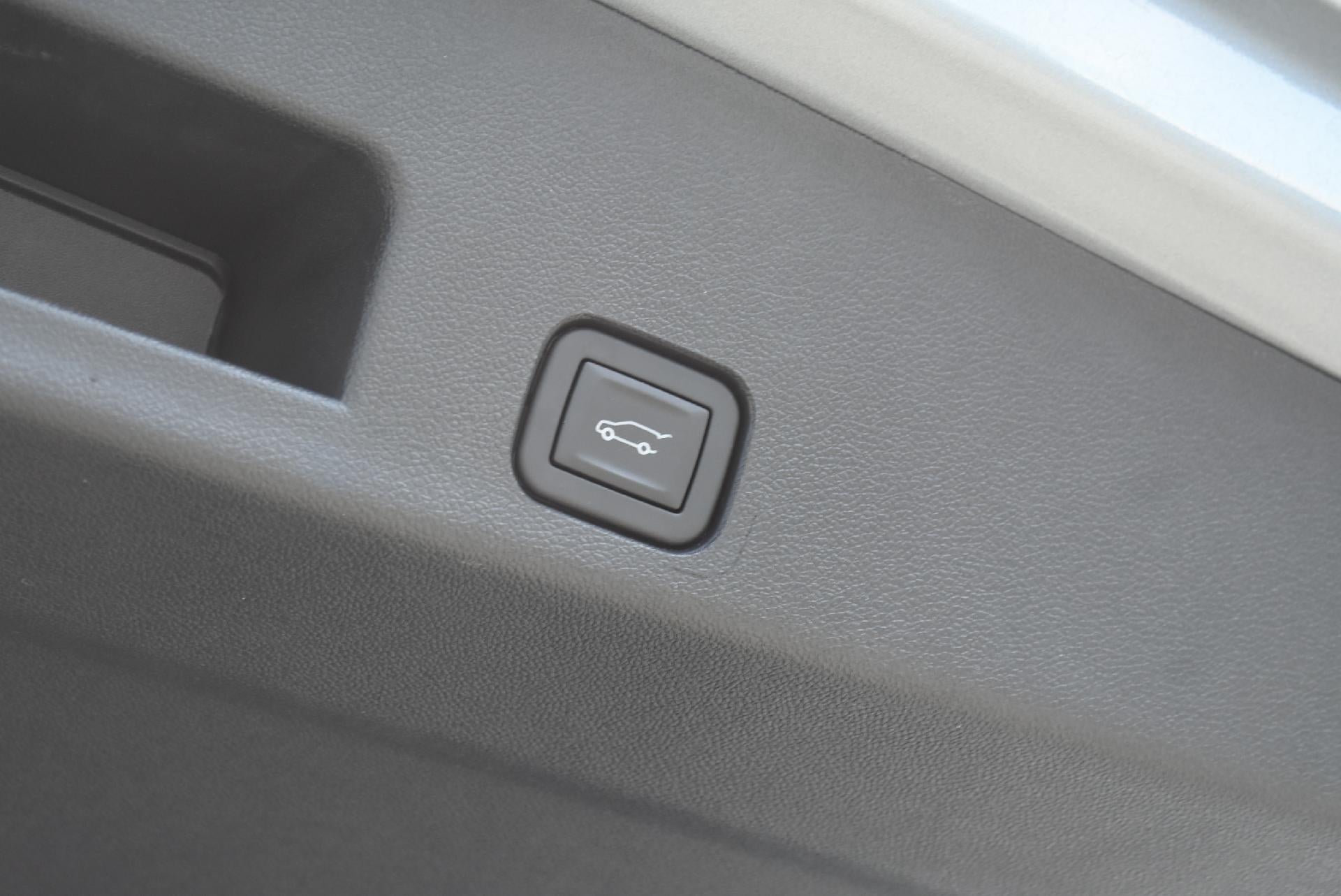 2025 Chevrolet Traverse LT w/1LT