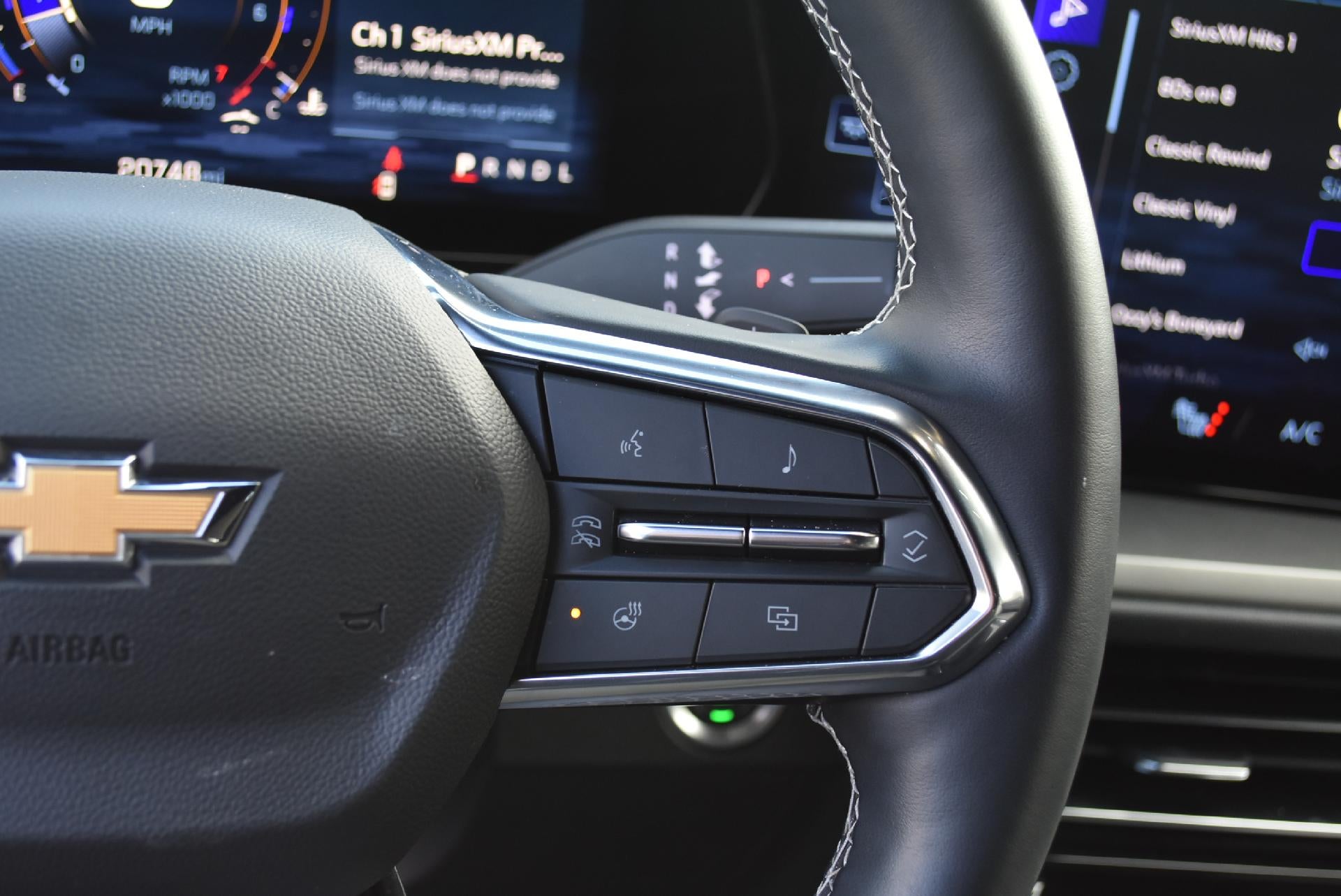 2025 Chevrolet Traverse LT w/1LT