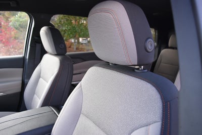 2025 Chevrolet Traverse LT w/1LT