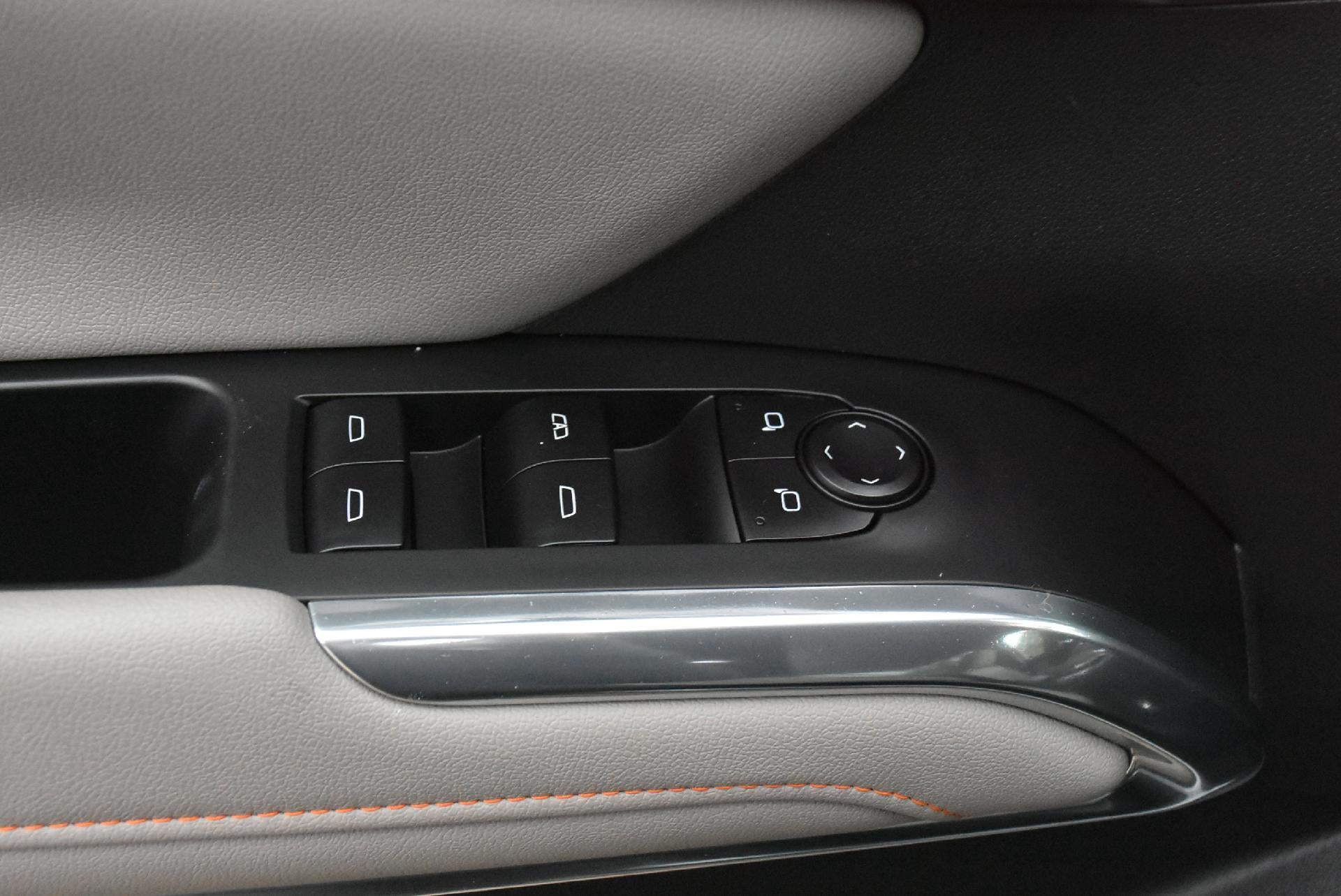 2025 Chevrolet Traverse LT w/1LT