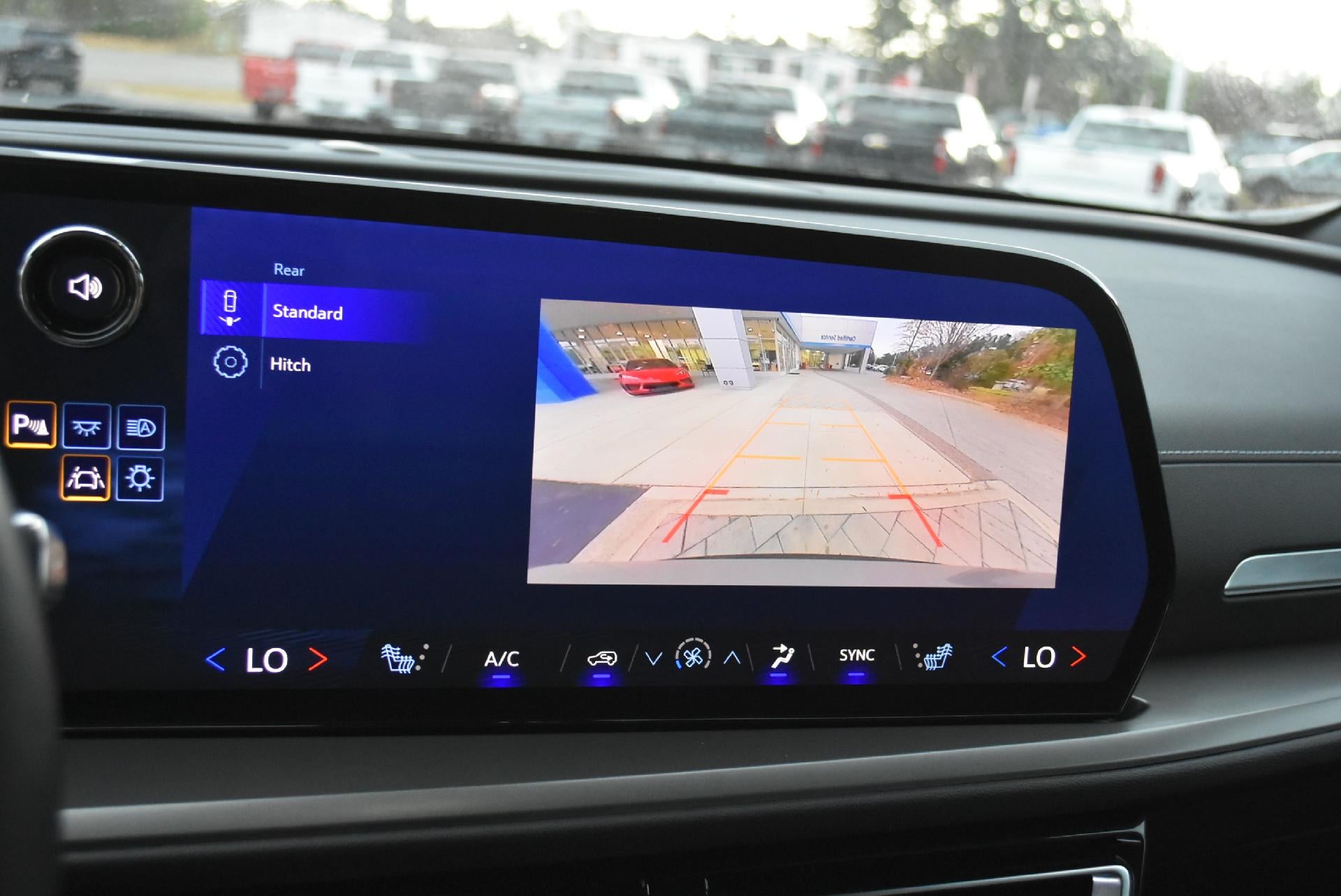 2025 Chevrolet Traverse LT w/1LT