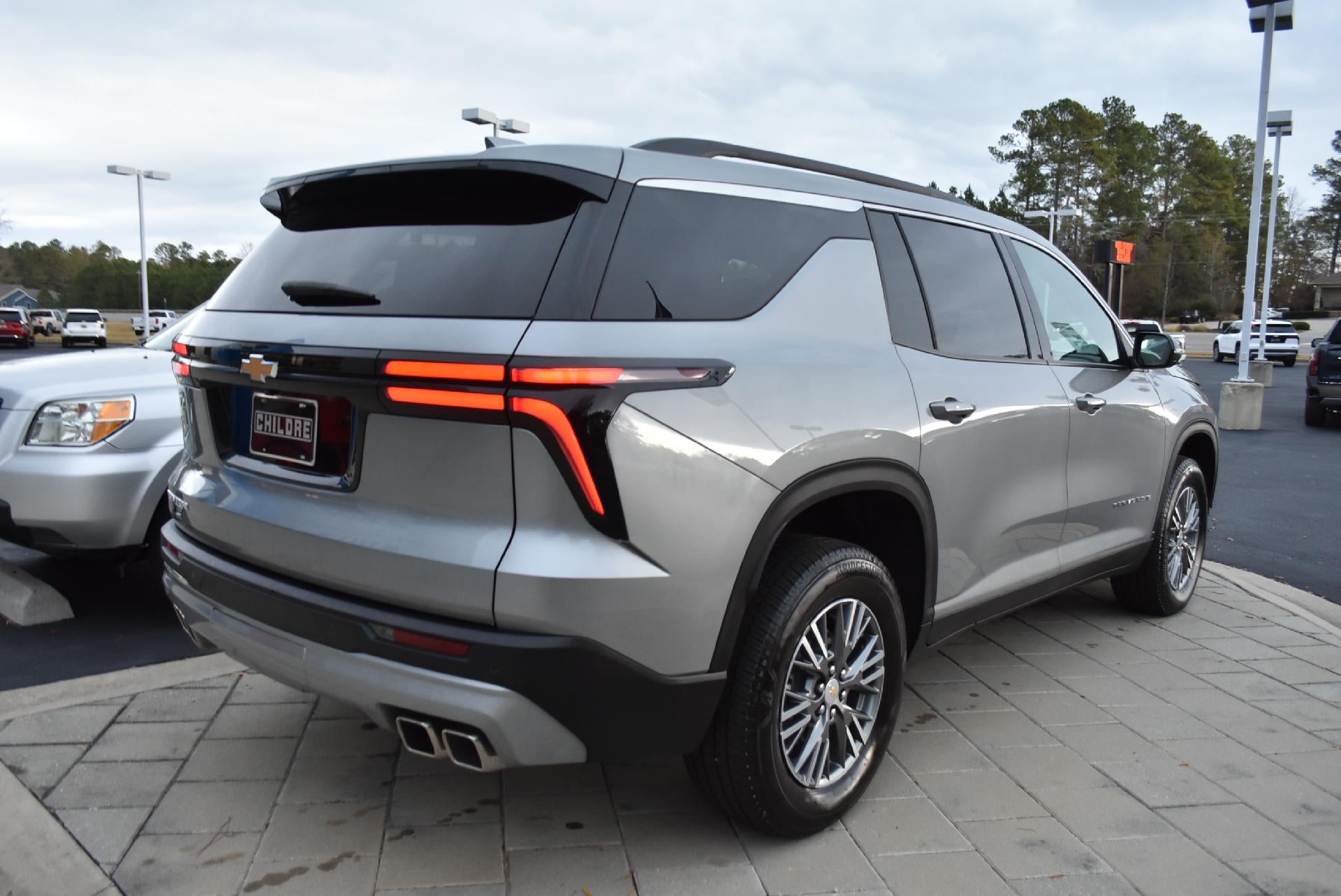 2025 Chevrolet Traverse LT w/1LT