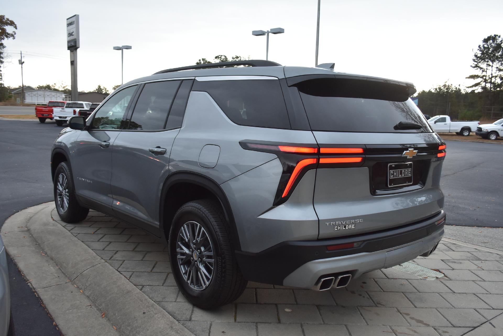2025 Chevrolet Traverse LT w/1LT