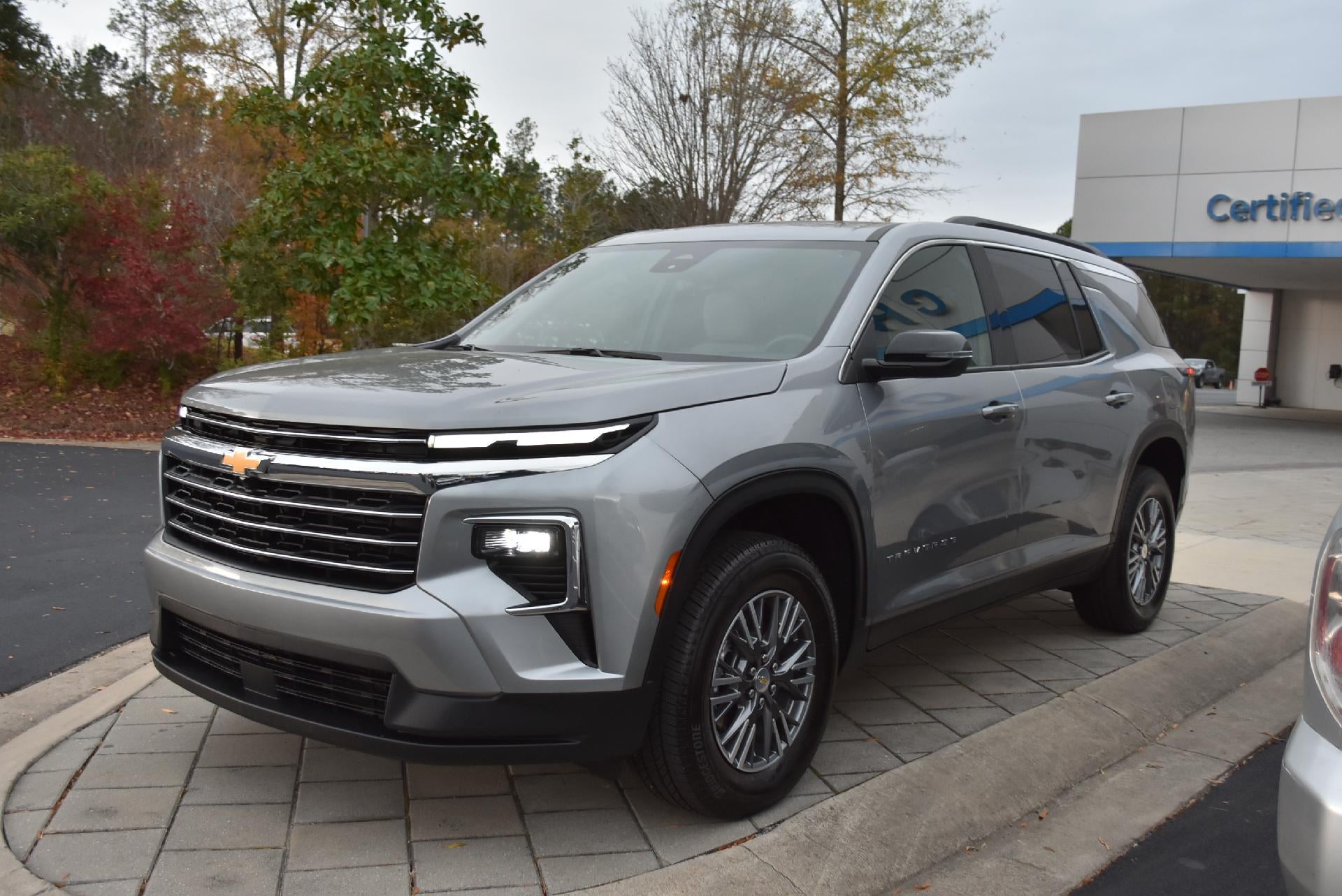 2025 Chevrolet Traverse LT w/1LT