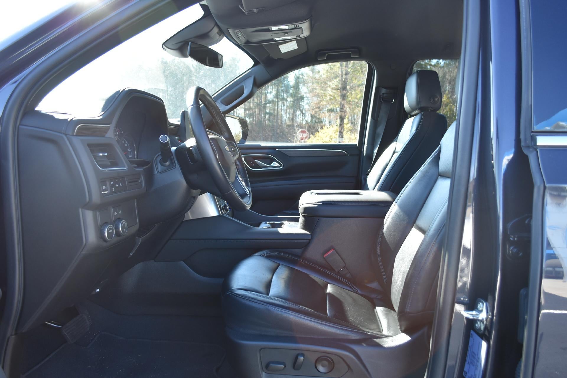 2023 Chevrolet Suburban 2WD LS