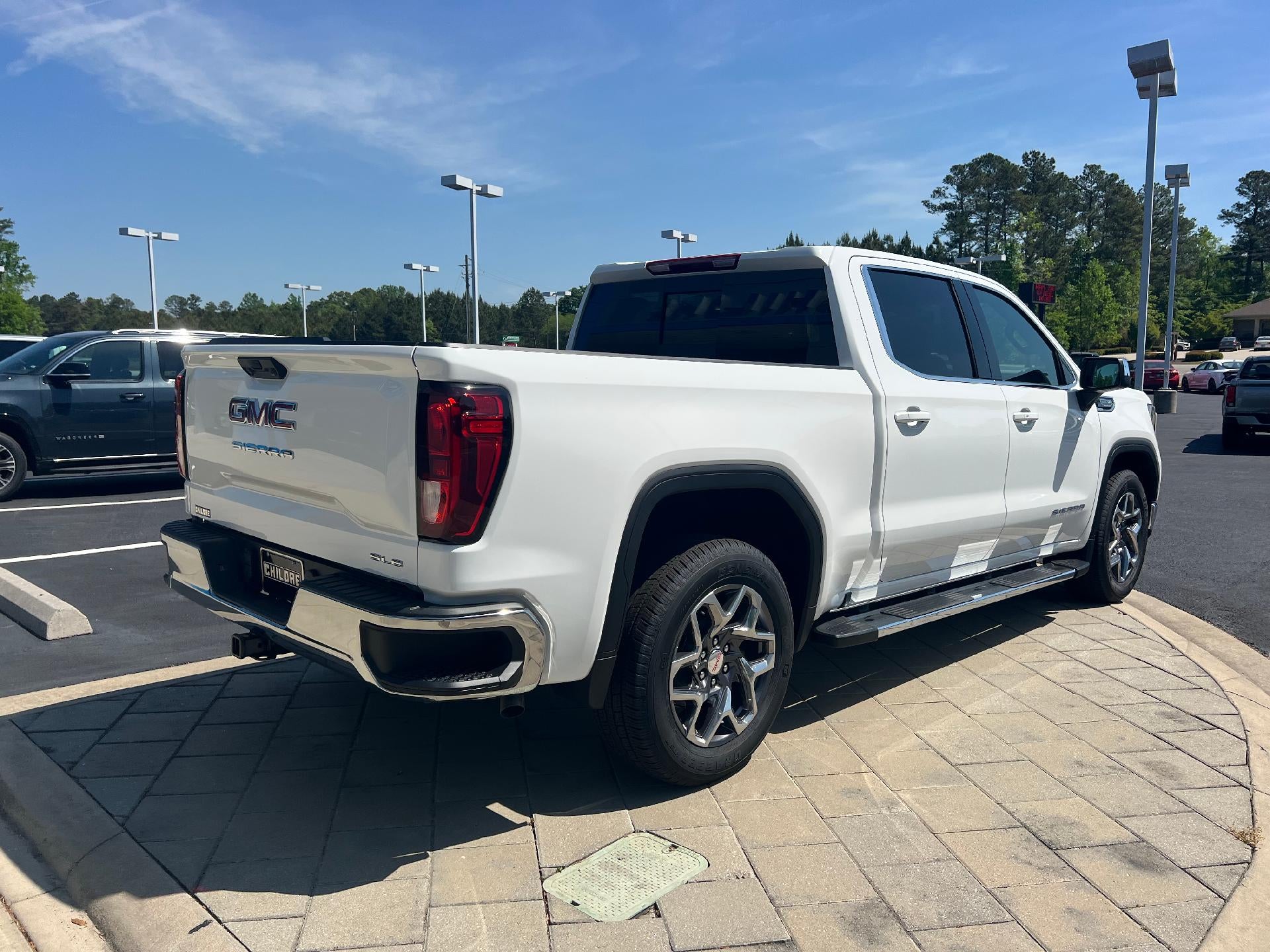 2026 GMC Sierra 1500 SLE