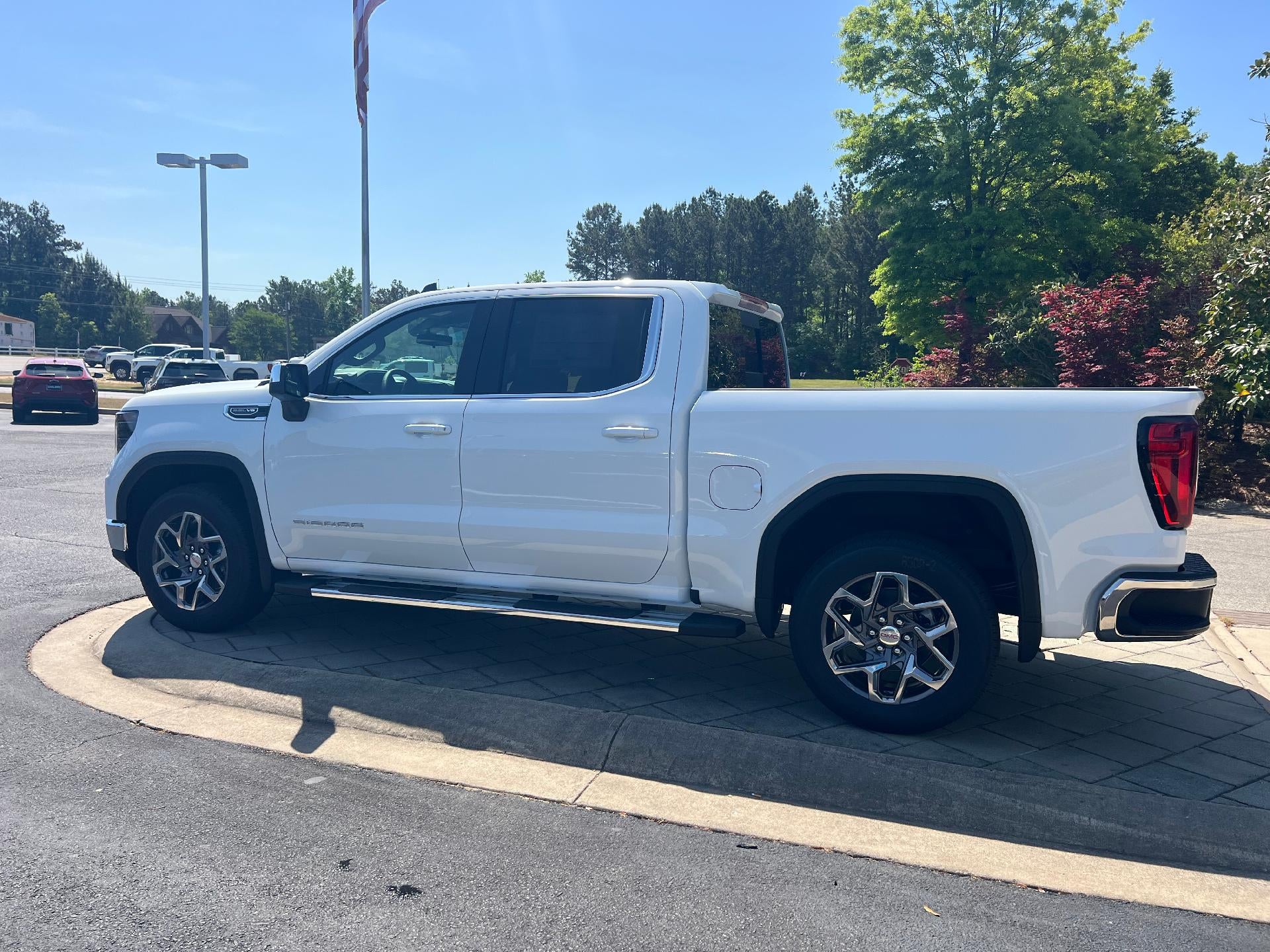 2026 GMC Sierra 1500 SLE