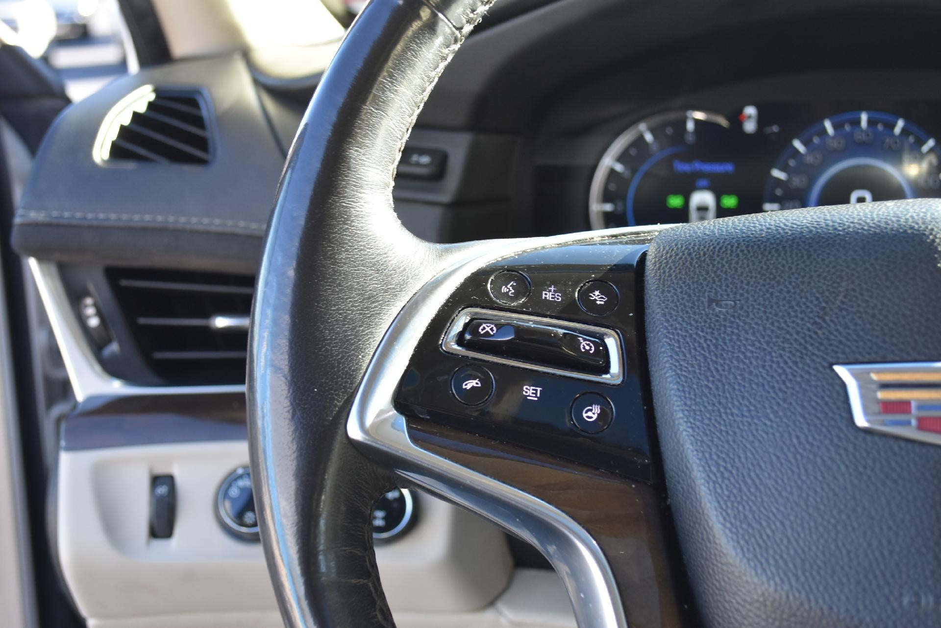 2019 Cadillac Escalade ESV 4WD Premium Luxury