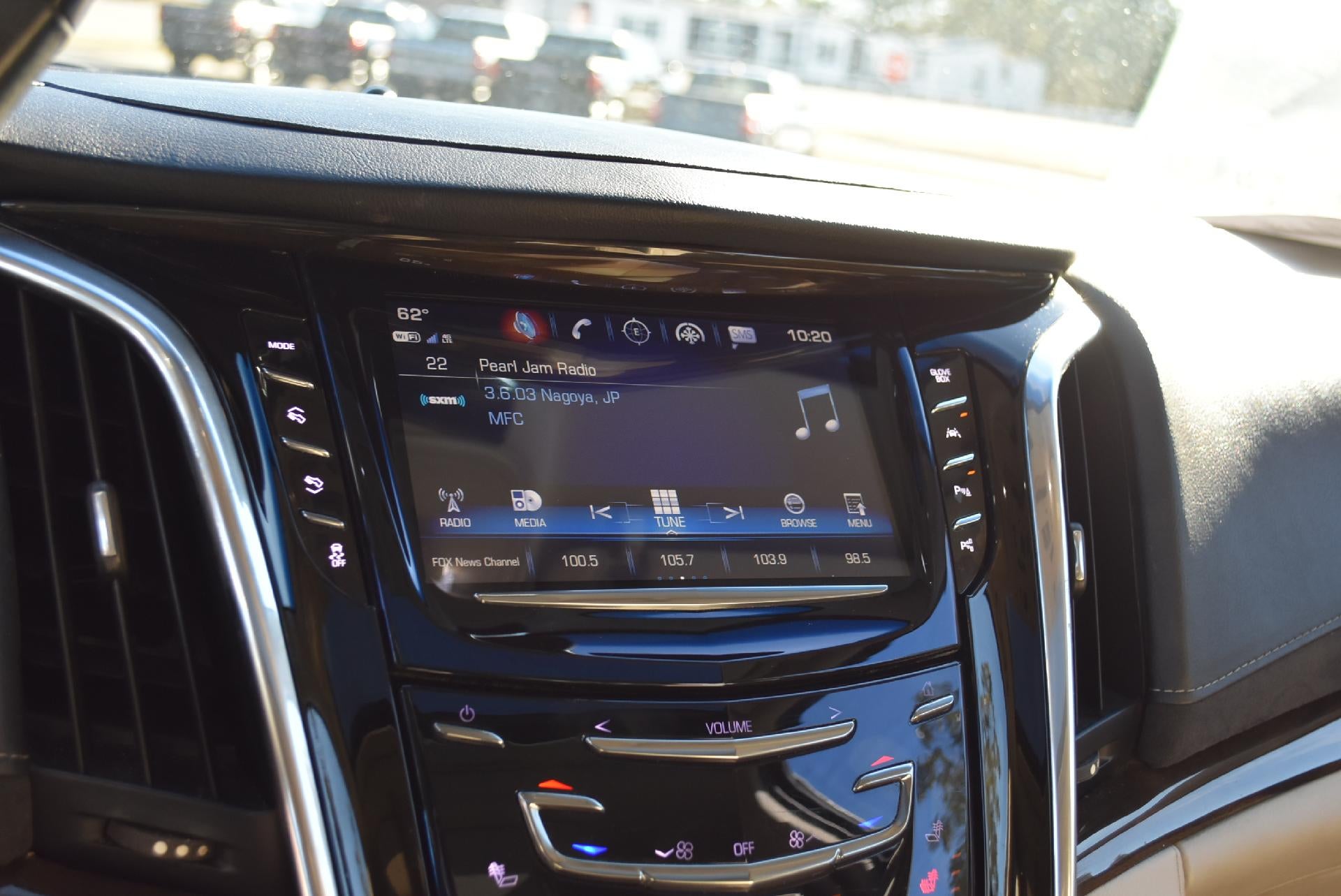 2019 Cadillac Escalade ESV 4WD Premium Luxury