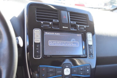 2015 Nissan LEAF 4dr HB SV