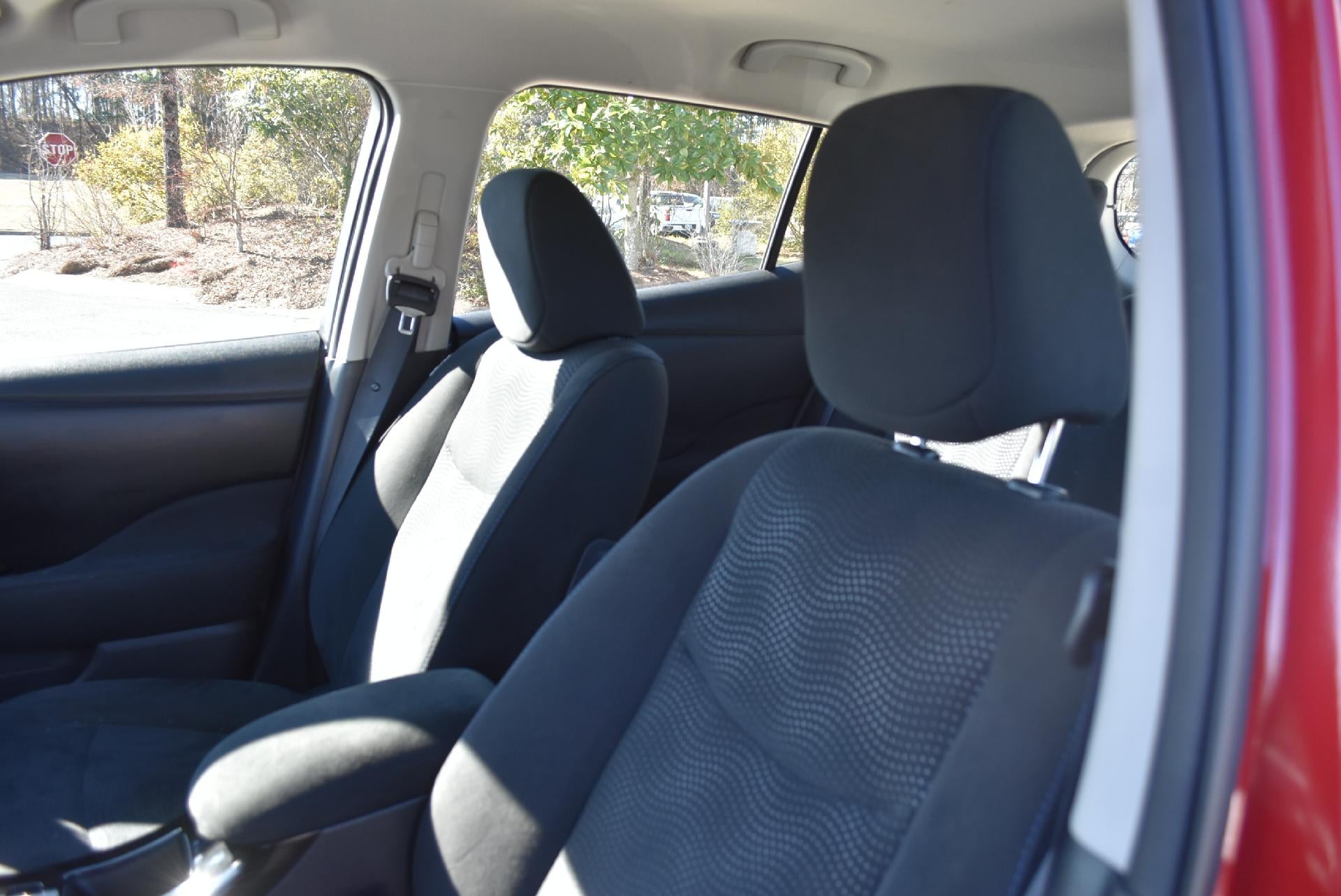 2015 Nissan LEAF 4dr HB SV