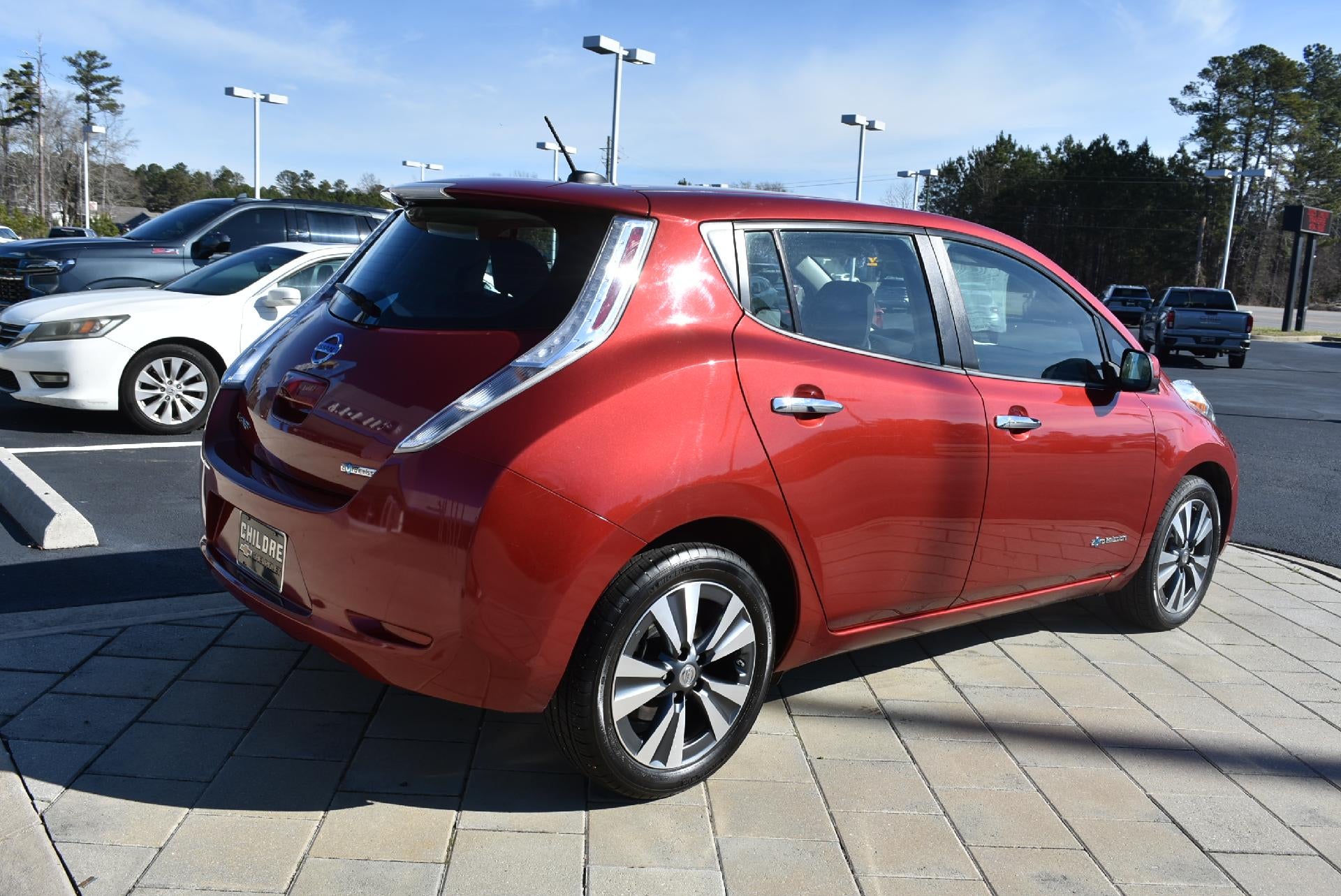 2015 Nissan LEAF 4dr HB SV