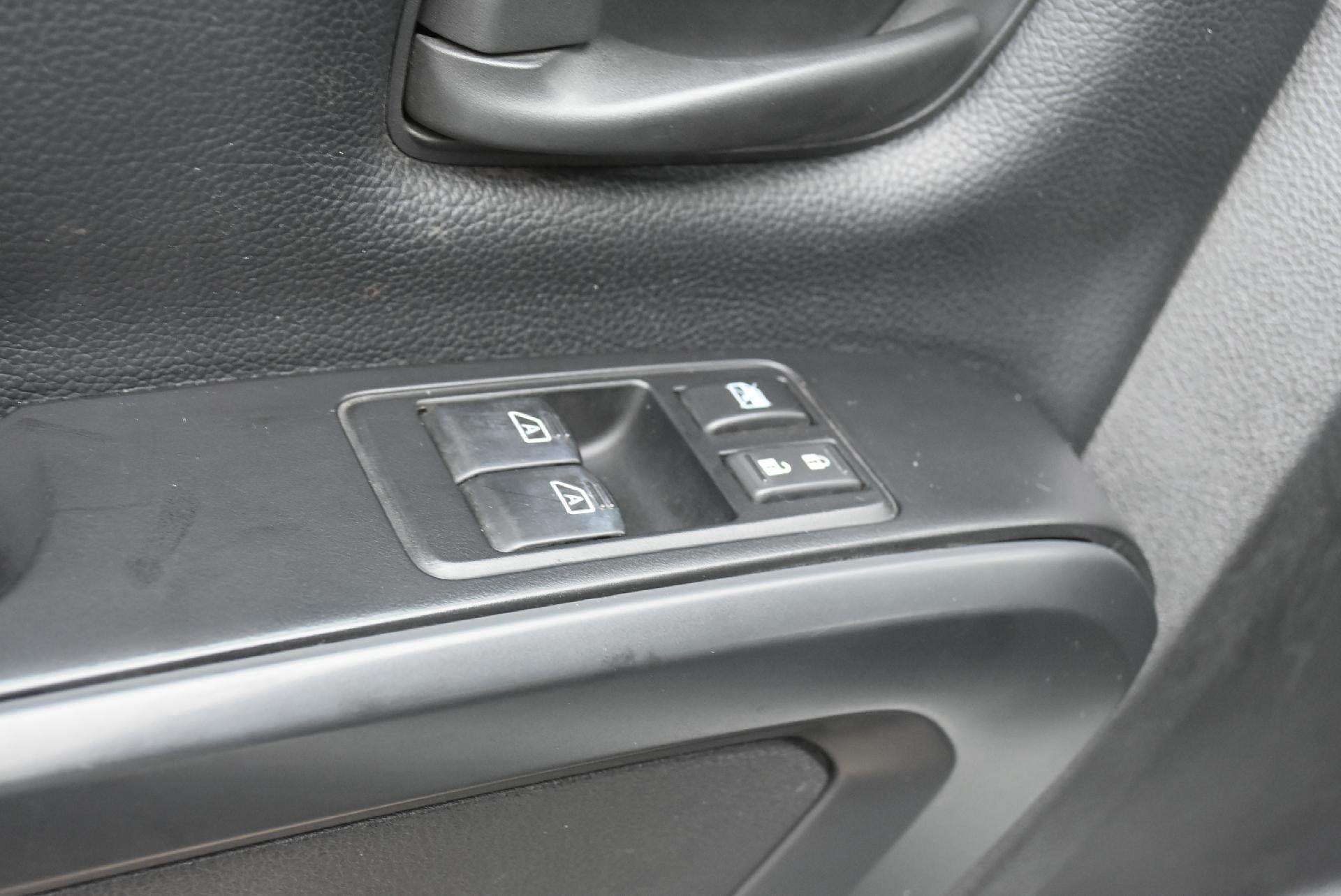 2017 Nissan TITAN 4x2 Single Cab S