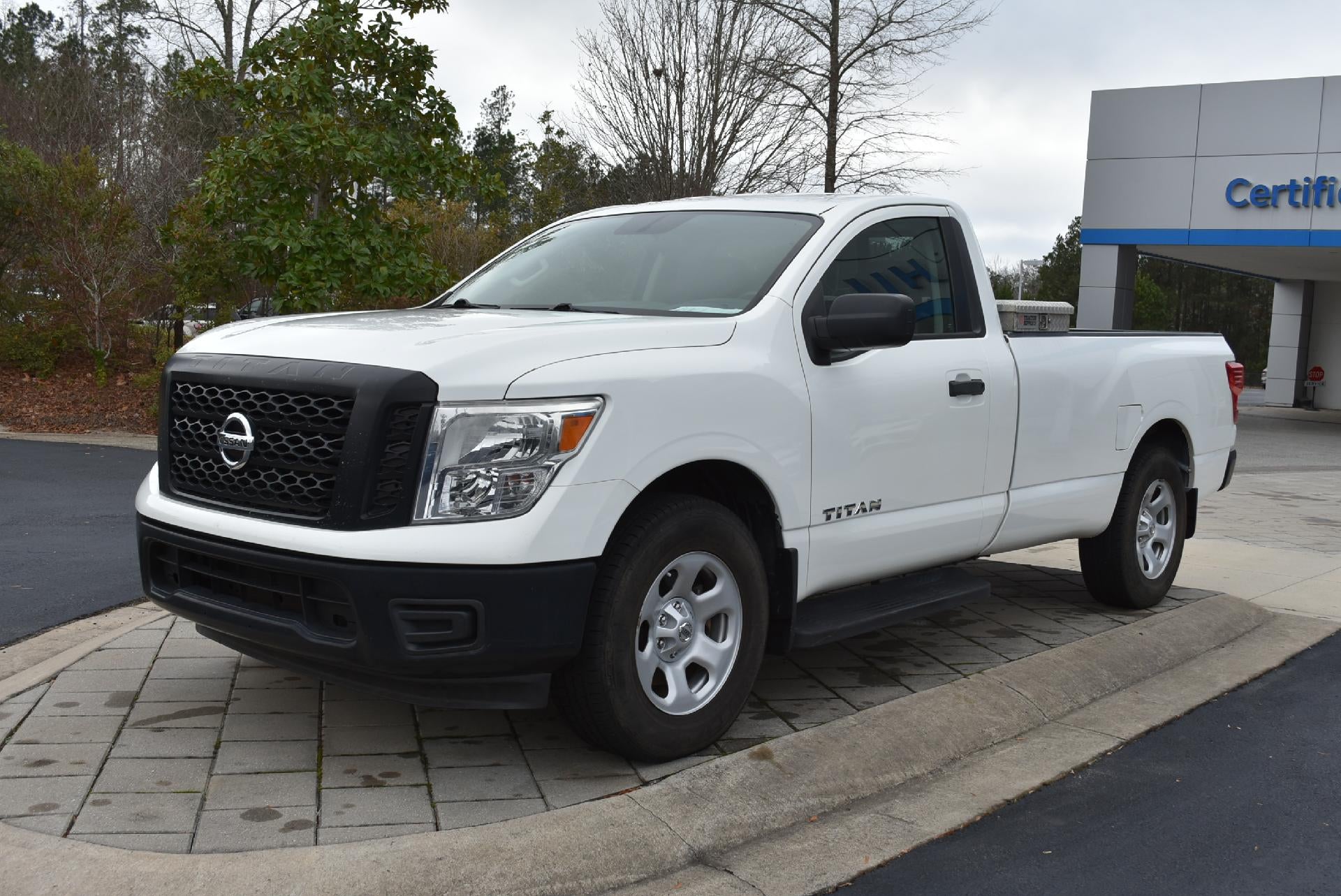 2017 Nissan TITAN 4x2 Single Cab S