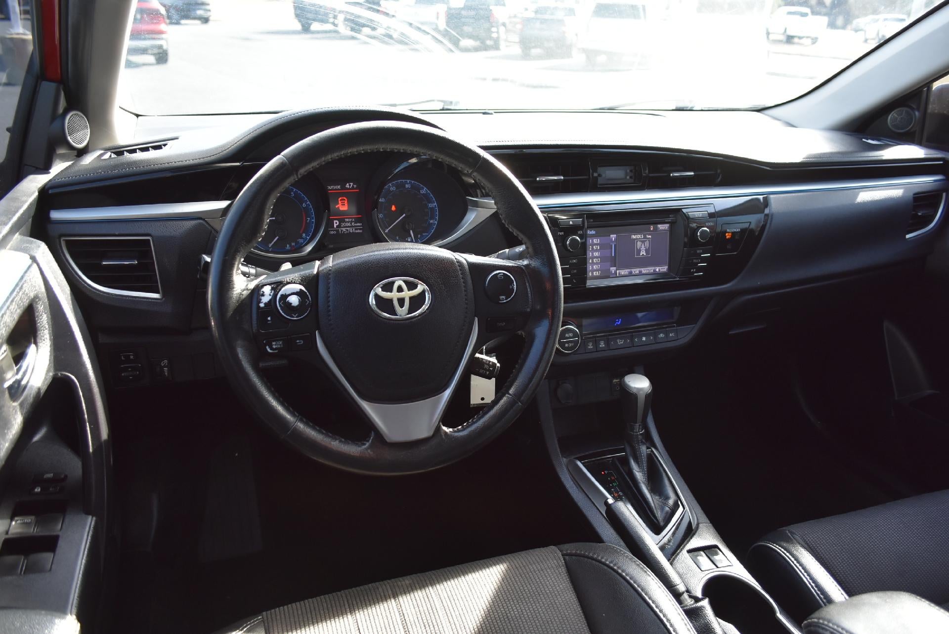 2015 Toyota Corolla 4dr Sdn Auto L (Natl)
