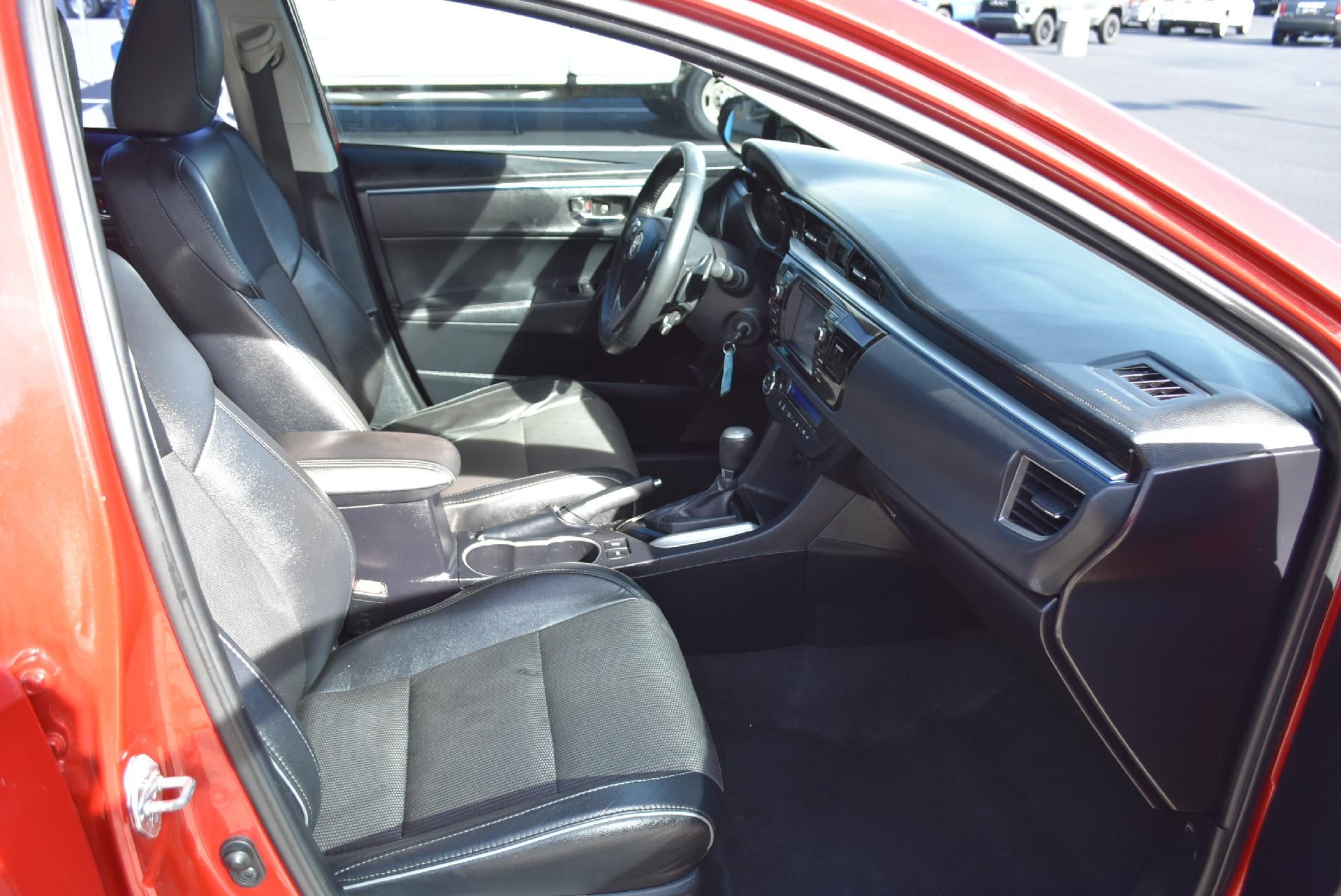 2015 Toyota Corolla 4dr Sdn Auto L (Natl)