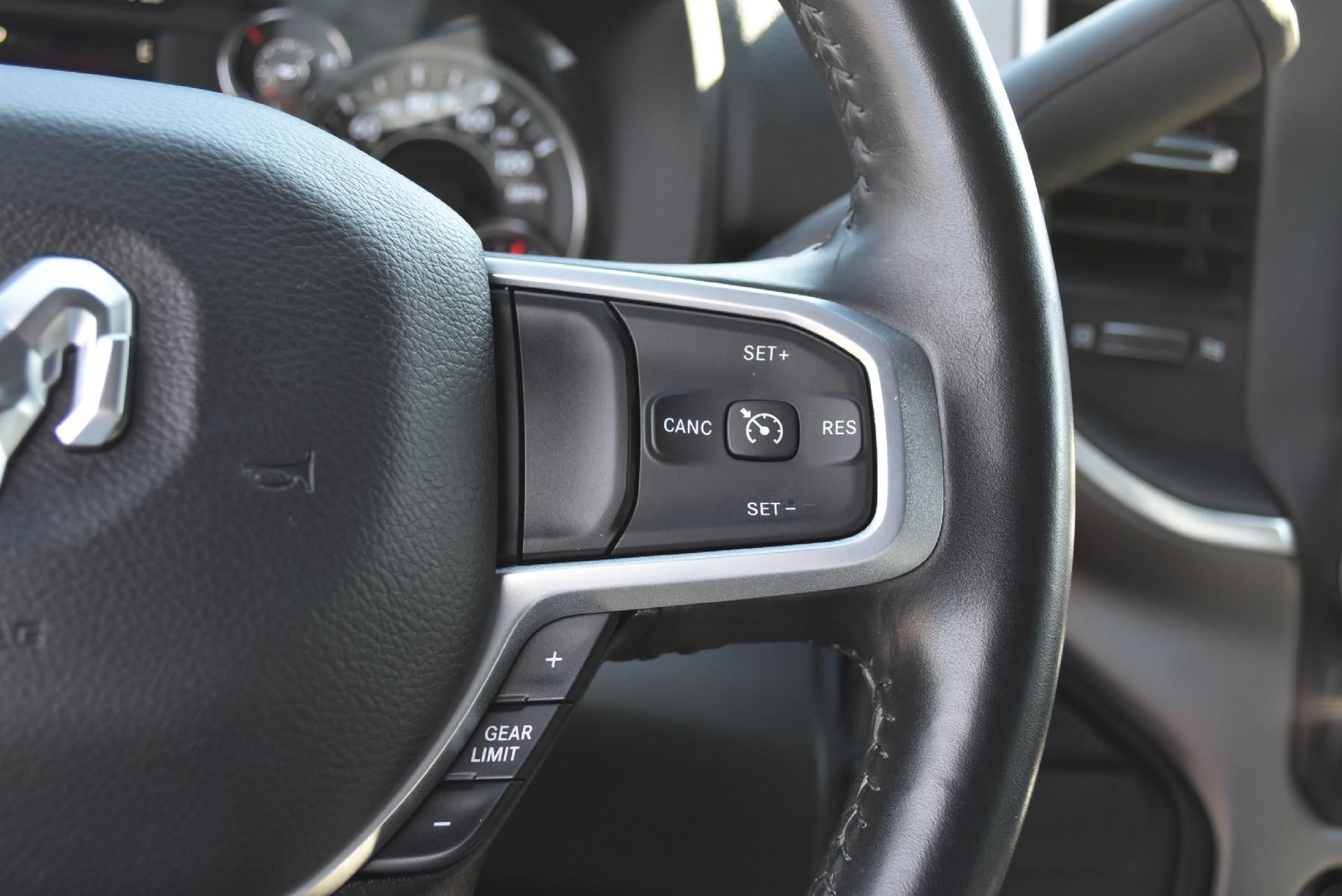 2024 RAM 2500 Big Horn 4x4 Crew Cab 6'4" Box