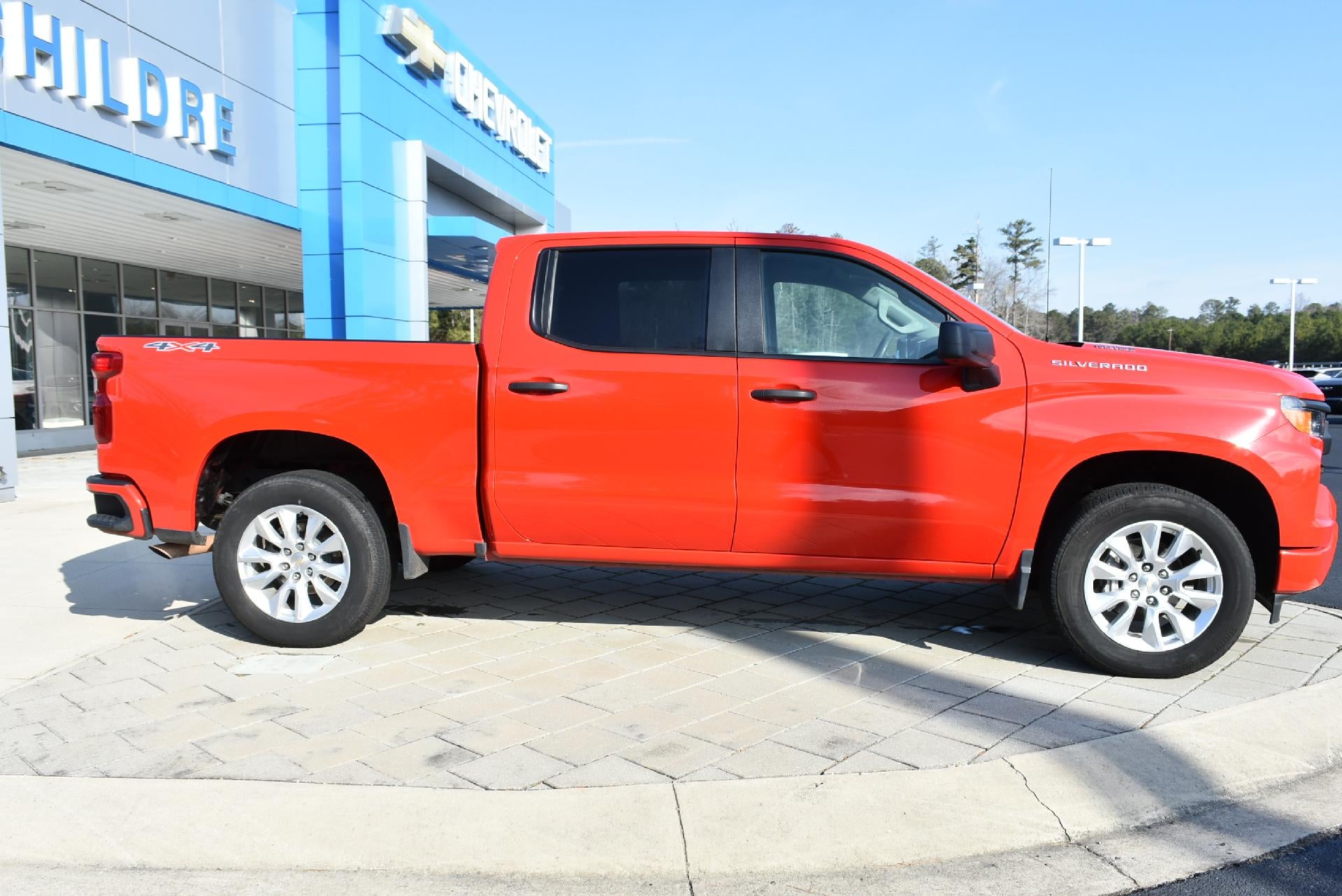 2024 Chevrolet Silverado 1500 Custom