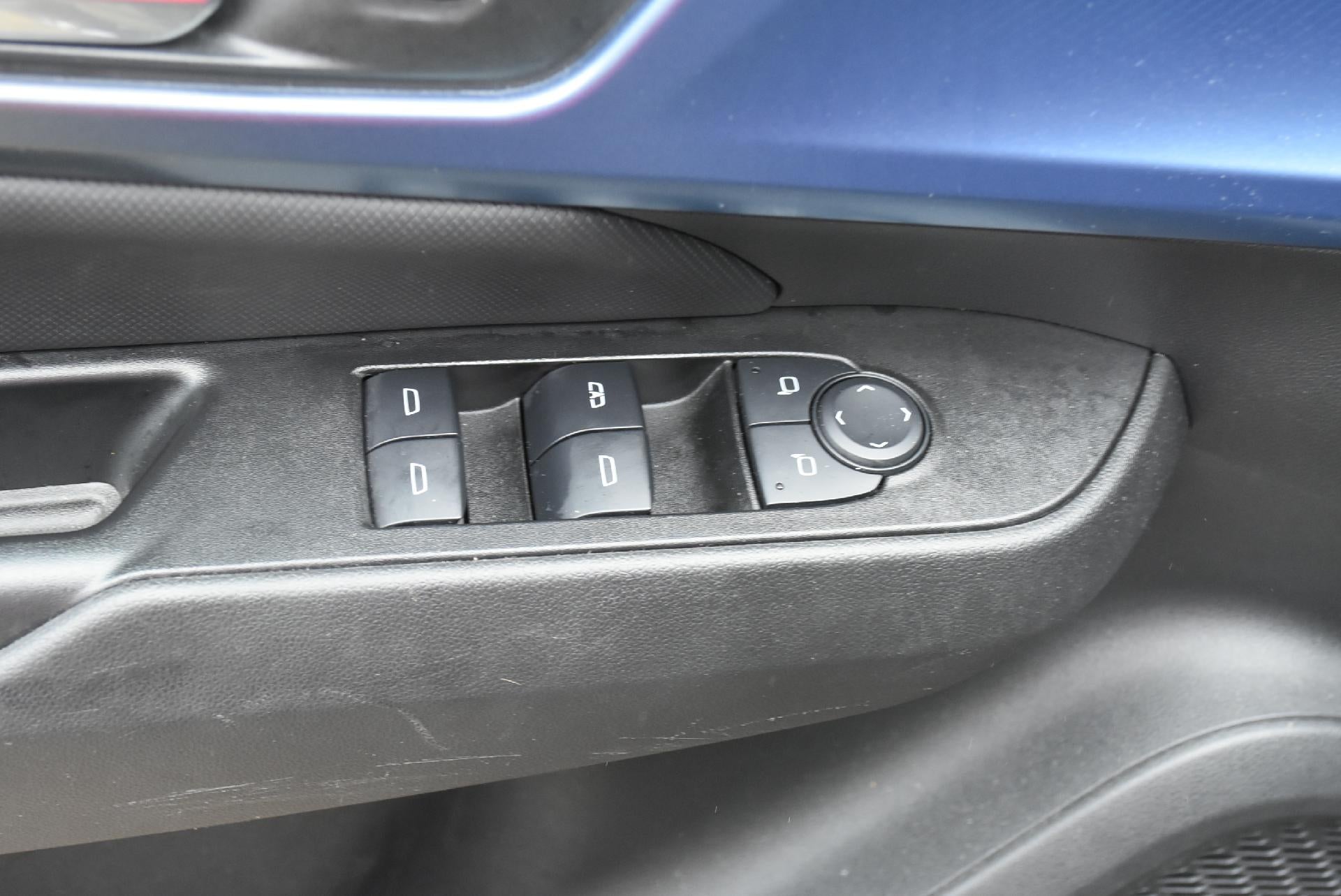 2025 Chevrolet Equinox EV 4dr LT NA *Ltd Avail*