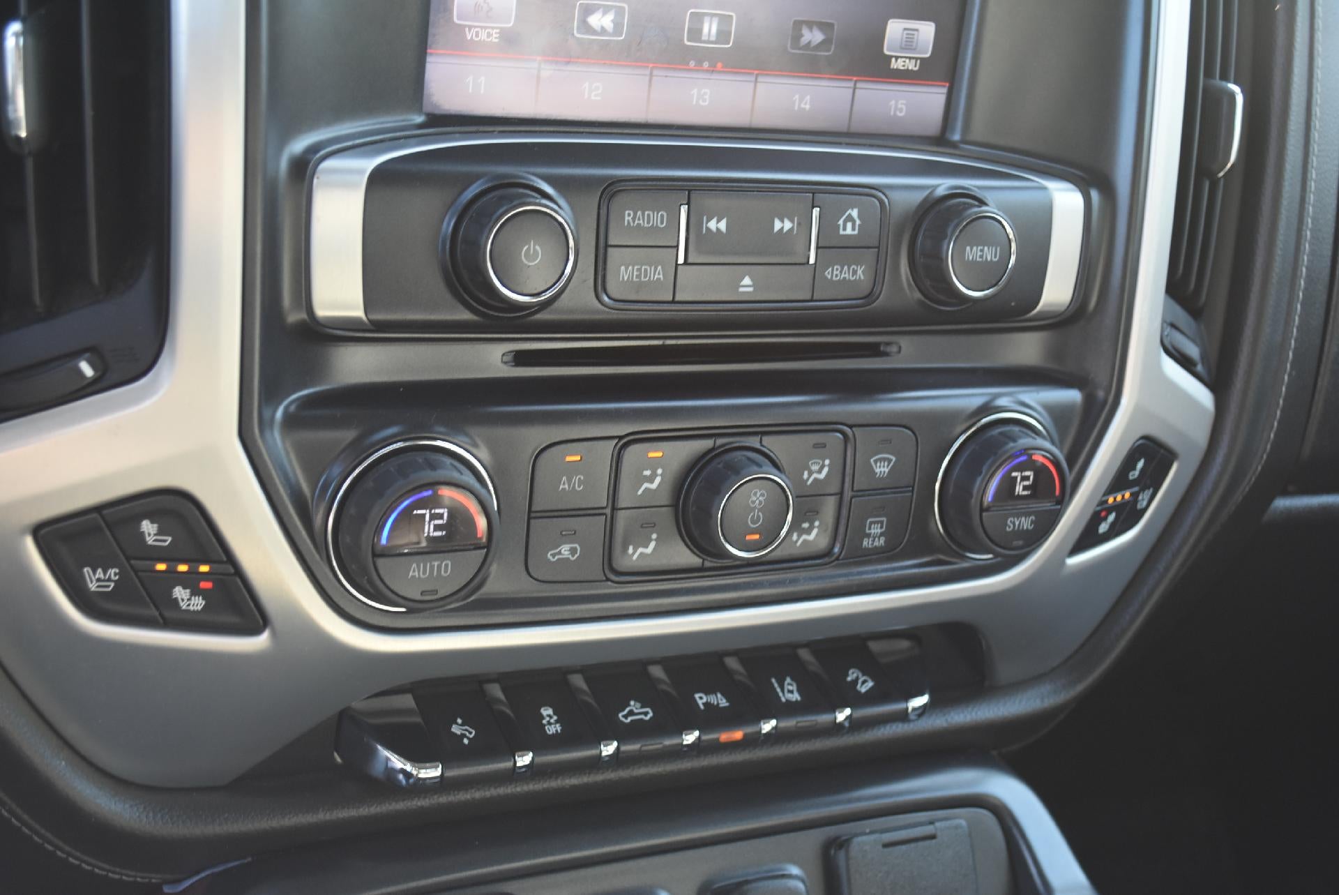 2015 GMC Sierra 1500 Crew Cab Short Box 4-Wheel Drive SLT