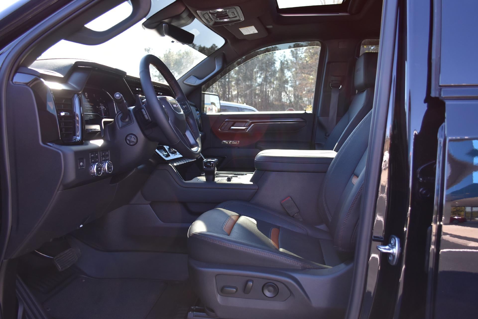 2025 GMC Sierra 1500 Crew Cab Short Box 4-Wheel Drive AT4