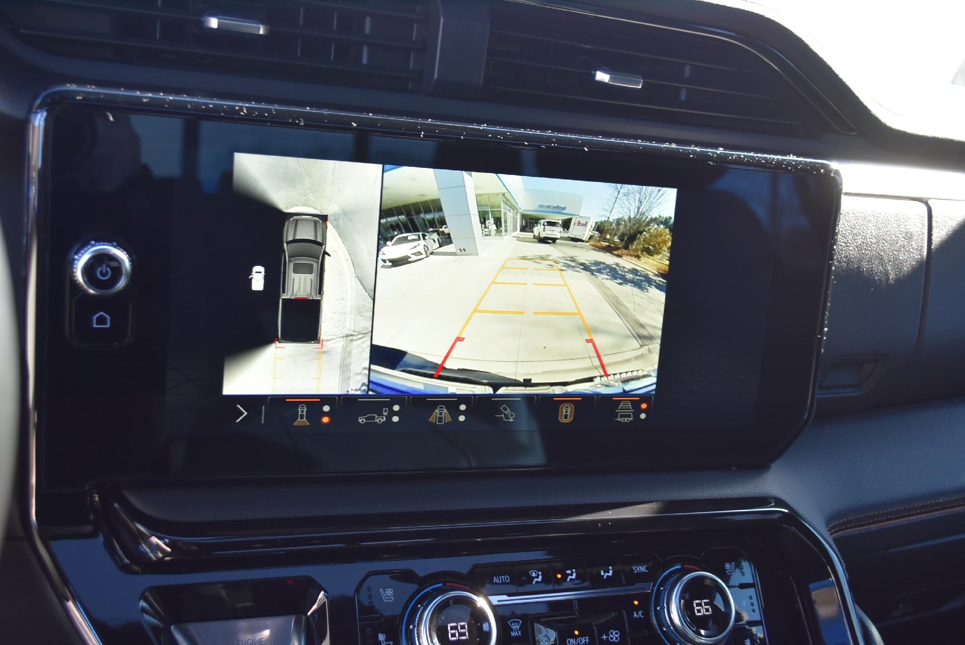 2025 GMC Sierra 1500 Crew Cab Short Box 4-Wheel Drive AT4