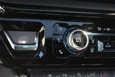 2025 GMC Sierra 1500 Crew Cab Short Box 4-Wheel Drive AT4