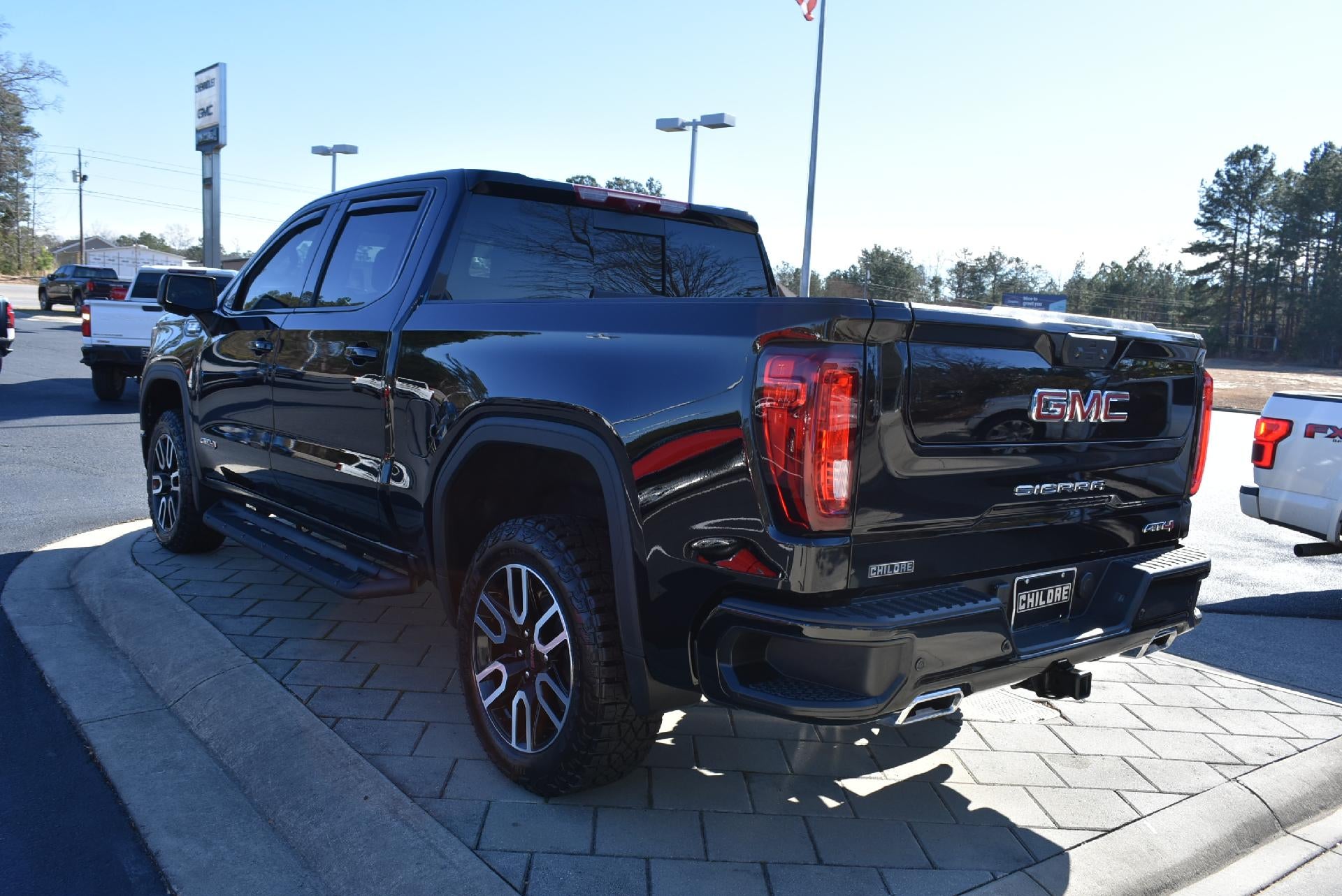 2025 GMC Sierra 1500 Crew Cab Short Box 4-Wheel Drive AT4