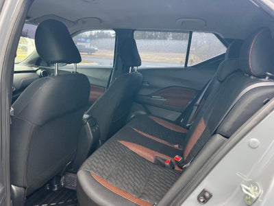 2021 Nissan Kicks SR FWD