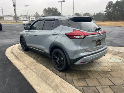 2021 Nissan Kicks SR FWD