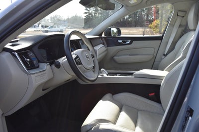 2024 Volvo XC60 Recharge Plug-In Hybrid T8 eAWD PHEV Ultimate Dark Theme