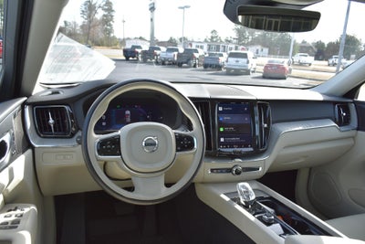 2024 Volvo XC60 Recharge Plug-In Hybrid T8 eAWD PHEV Ultimate Dark Theme