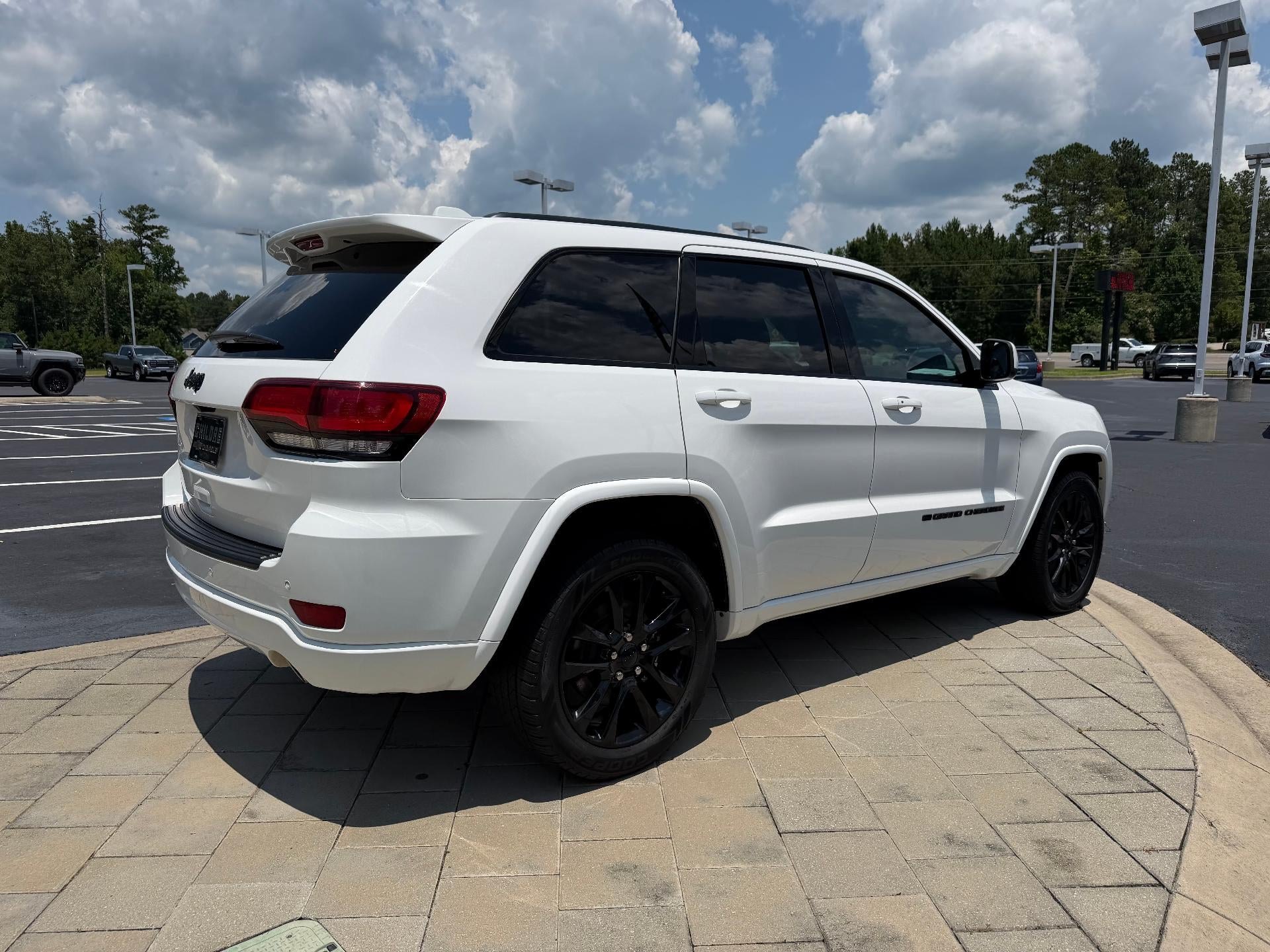 2022 Jeep Grand Cherokee WK Laredo X 4x2