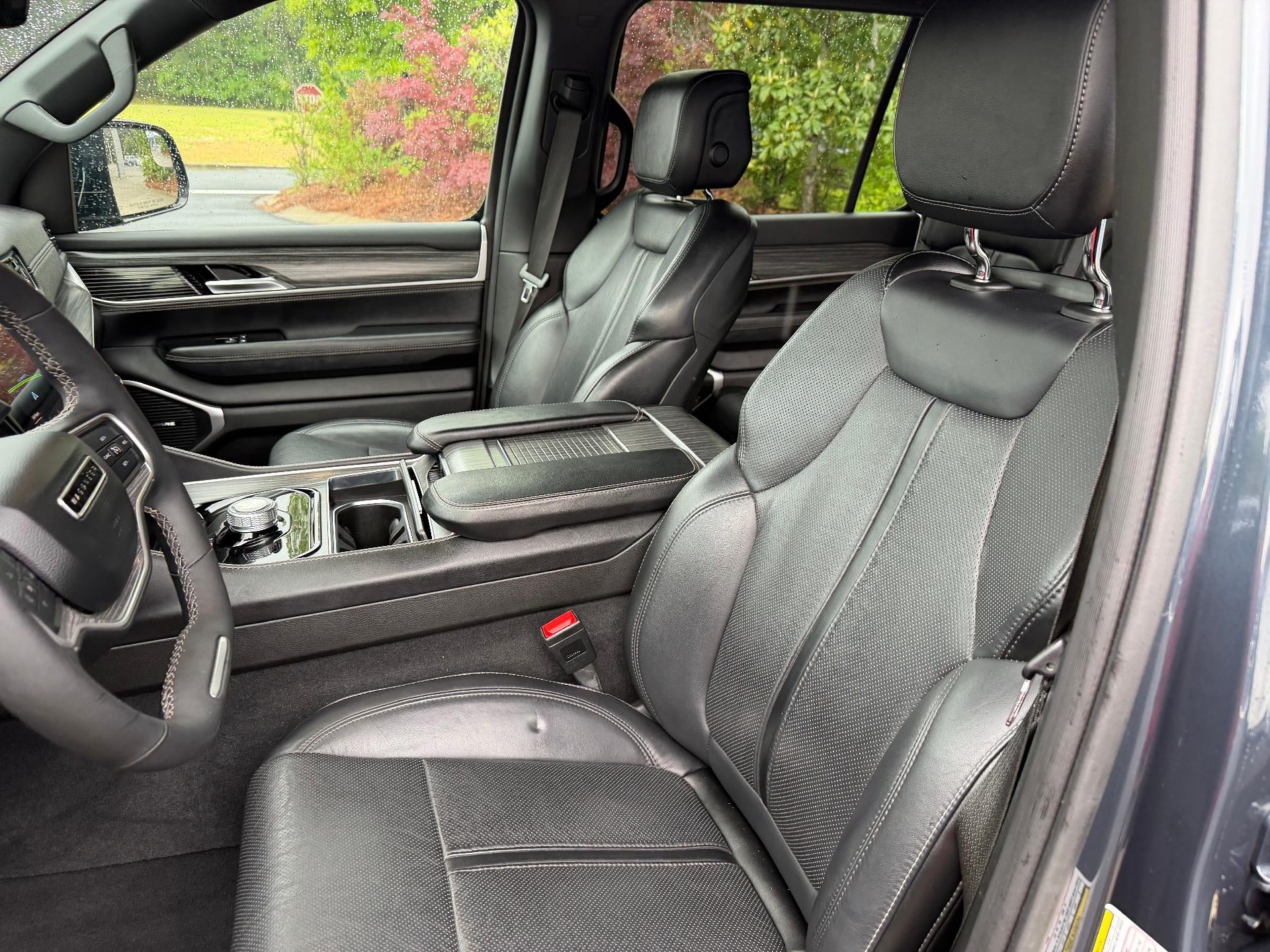 2024 Jeep Wagoneer Series II