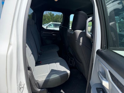 2022 RAM 1500 Big Horn Quad Cab 4x4 6'4" Box